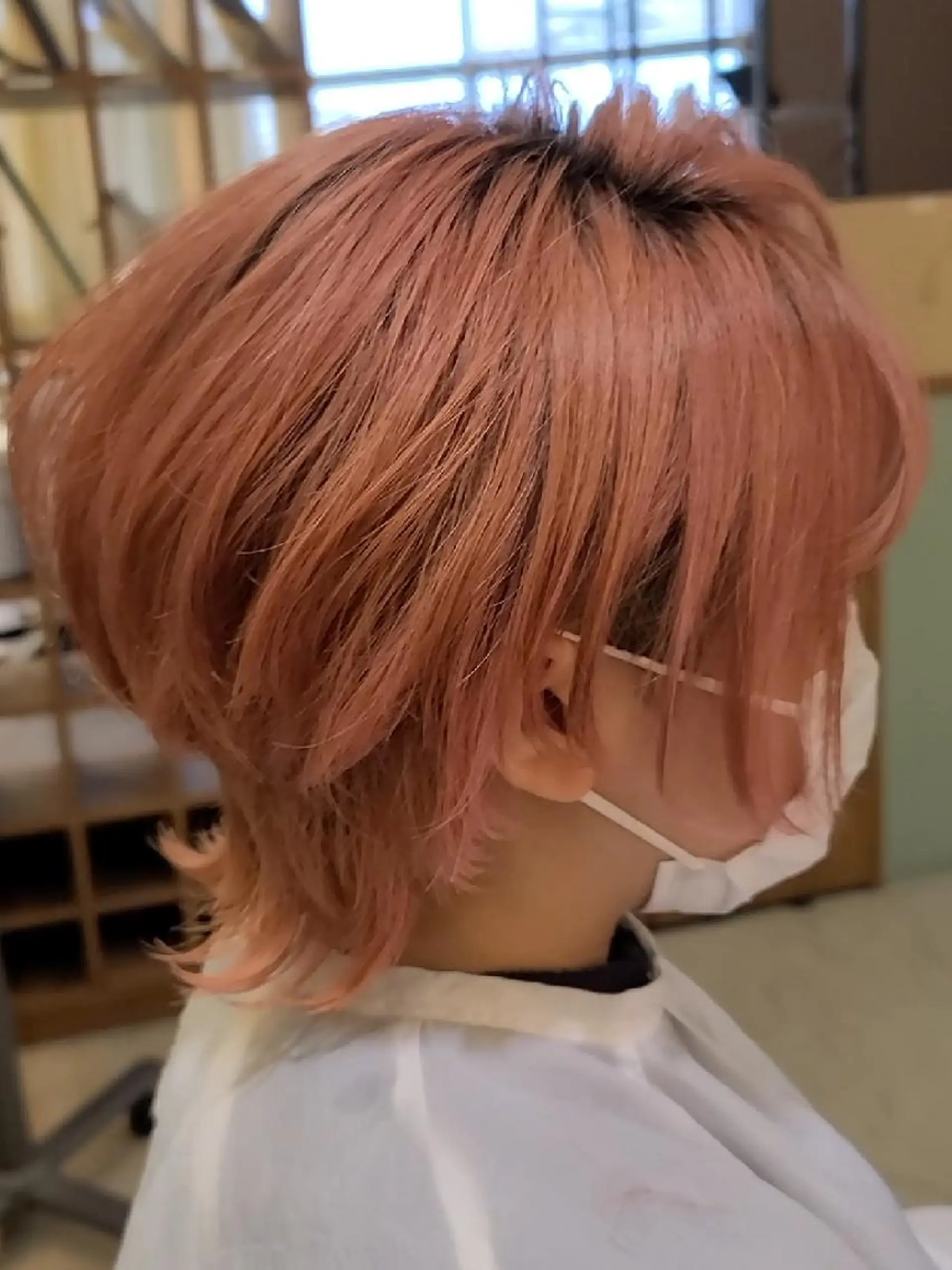 ショート カラー 井澗 修二のヘアスタイル