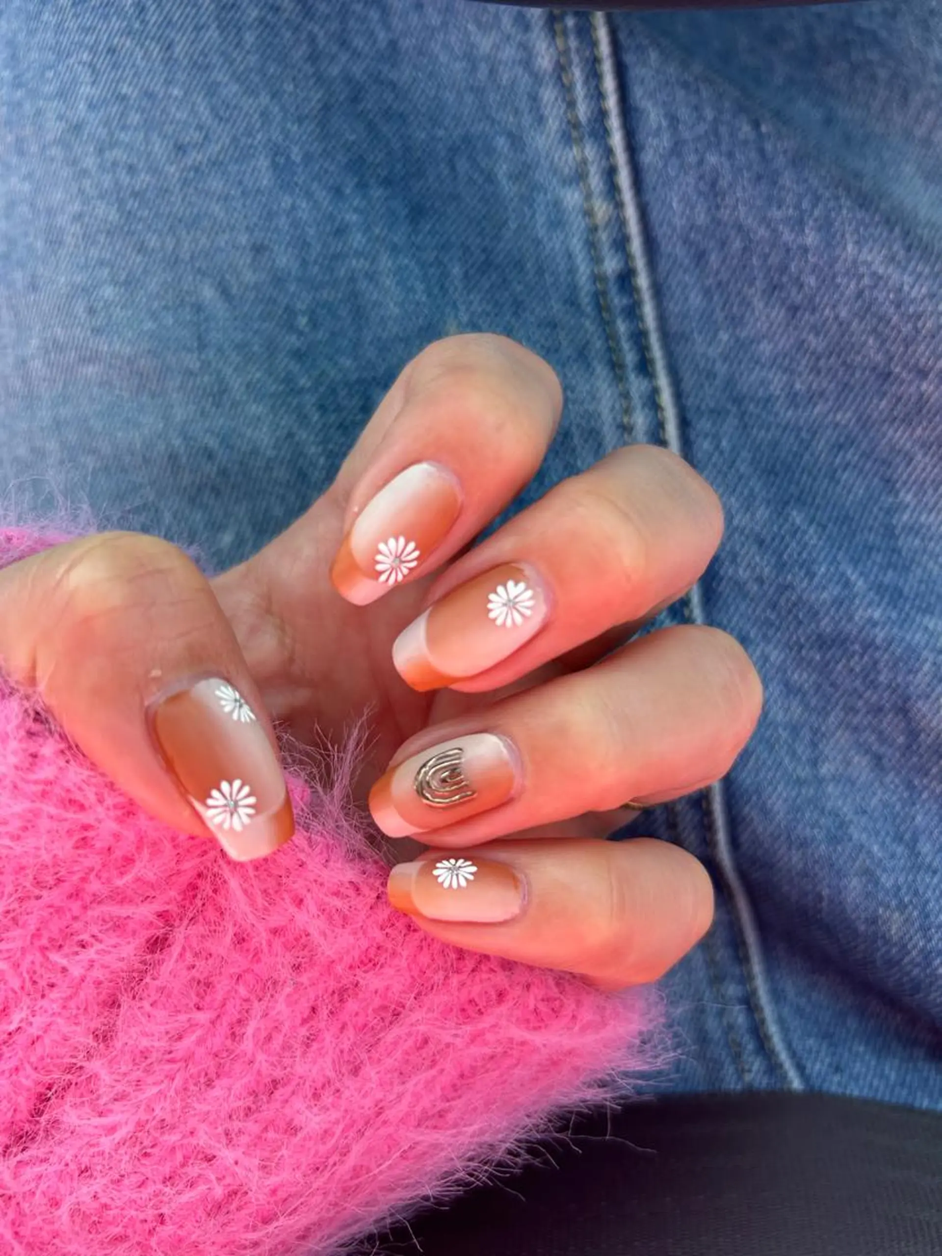 ネイル ハンドネイル 大崎 奈々のネイルデザイン