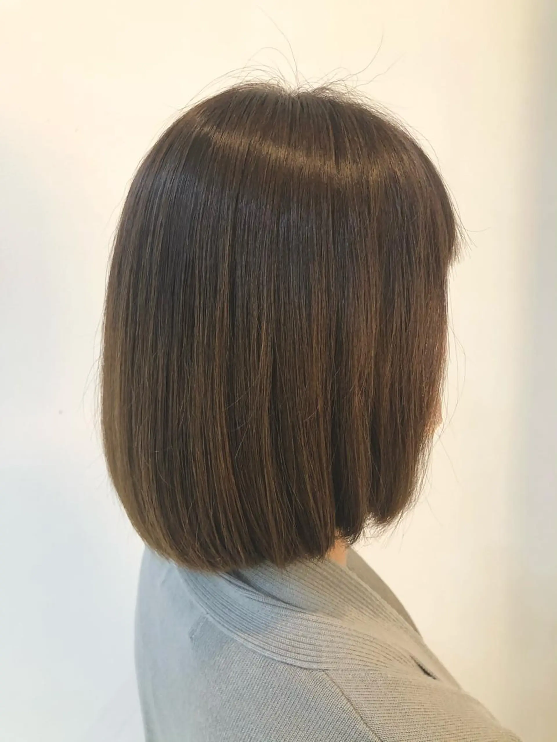 ミディアム カラー 松原 愛莉のヘアスタイル