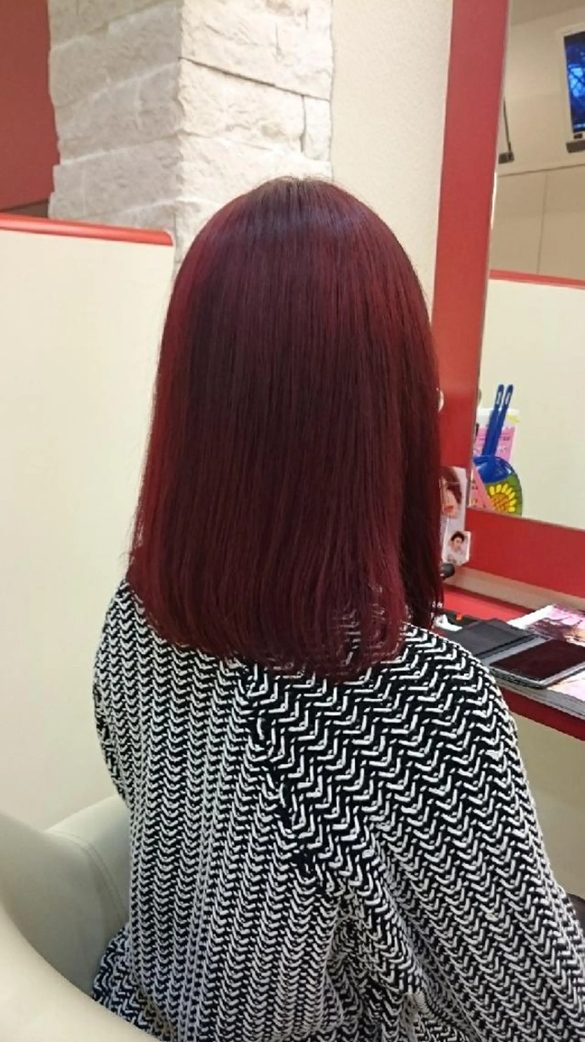 ミディアム カラー レッドカラー Le Lien カジのヘアスタイル