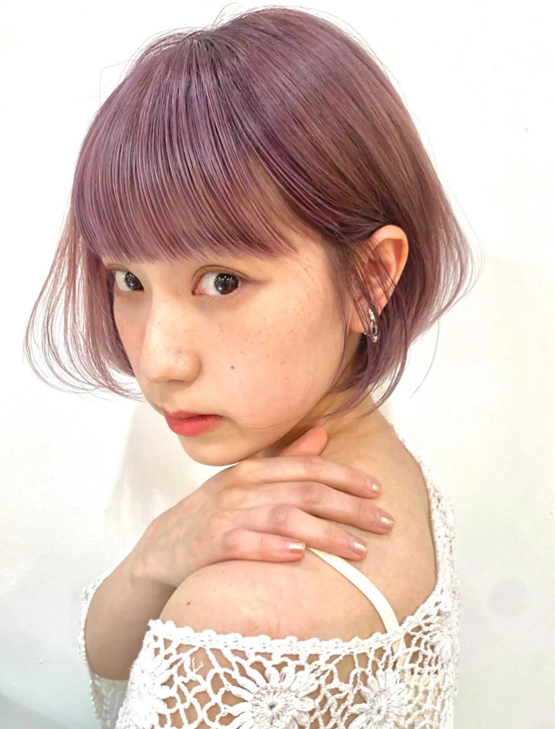 カラー ピンクカラー ハイトーン/顔まわり Nina💒のヘアスタイル