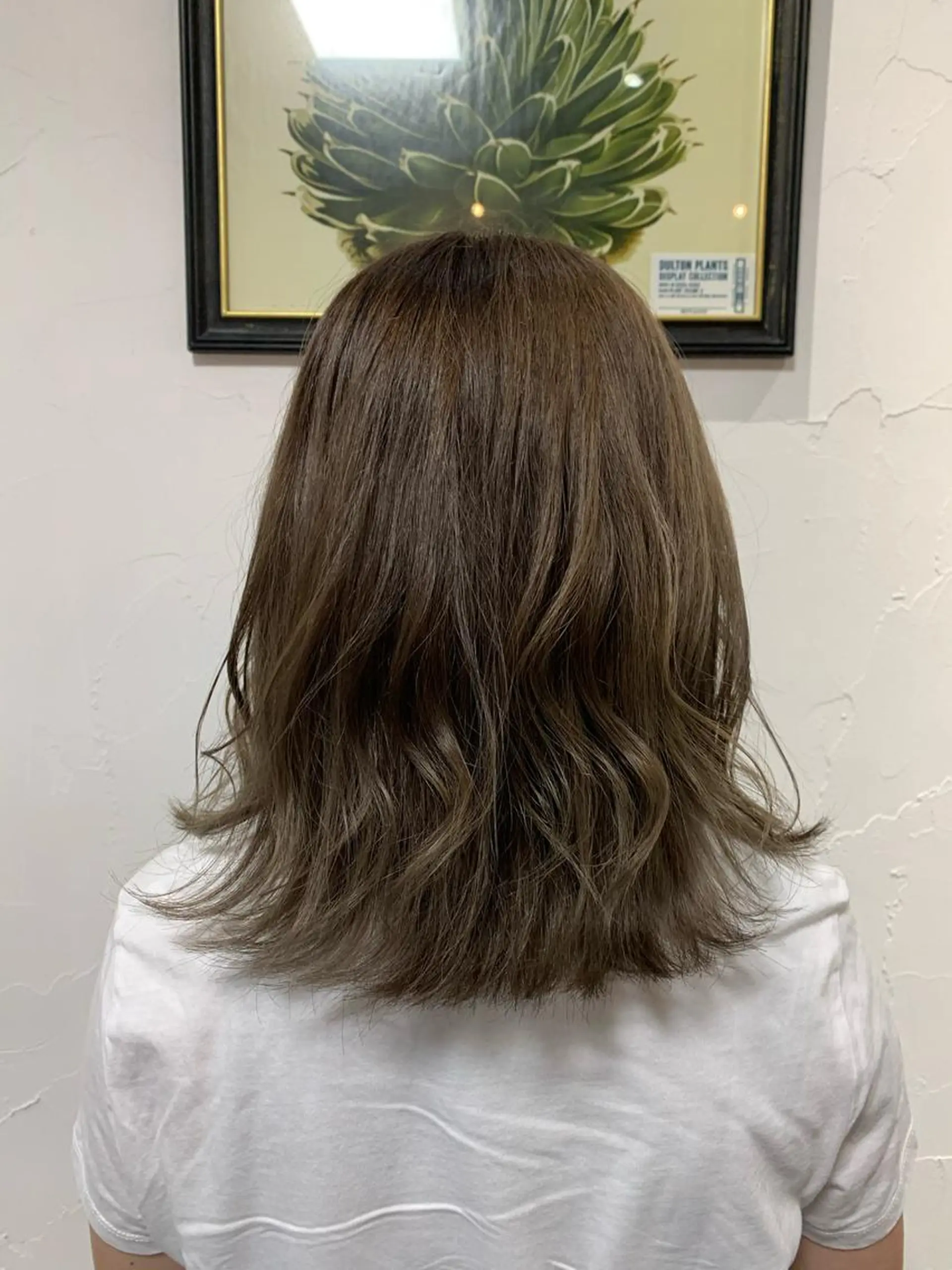 セミロング 脇田 杏菜のヘアスタイル