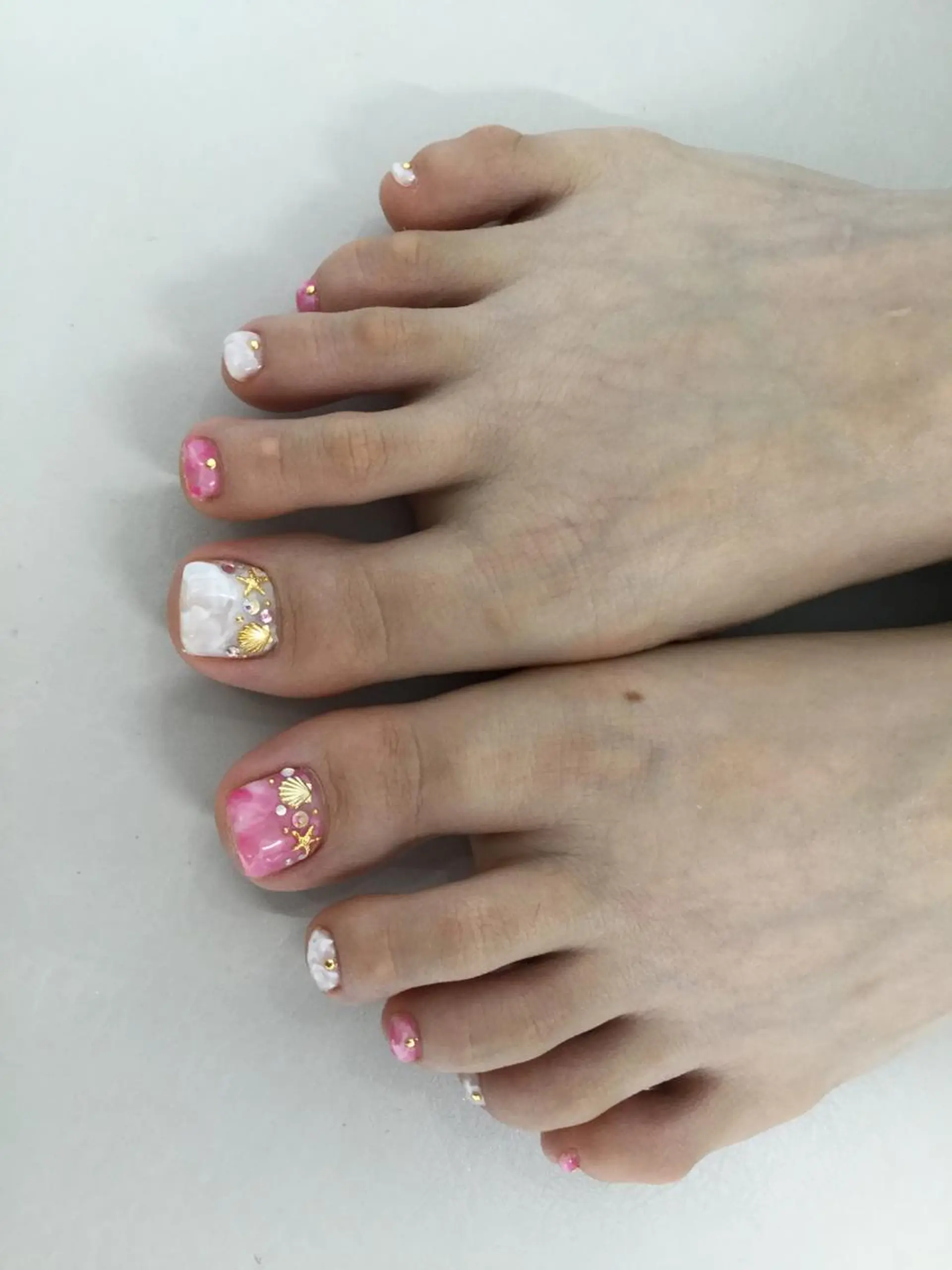 ネイル 💎🐰 saki. m 🐰💎のネイルデザイン