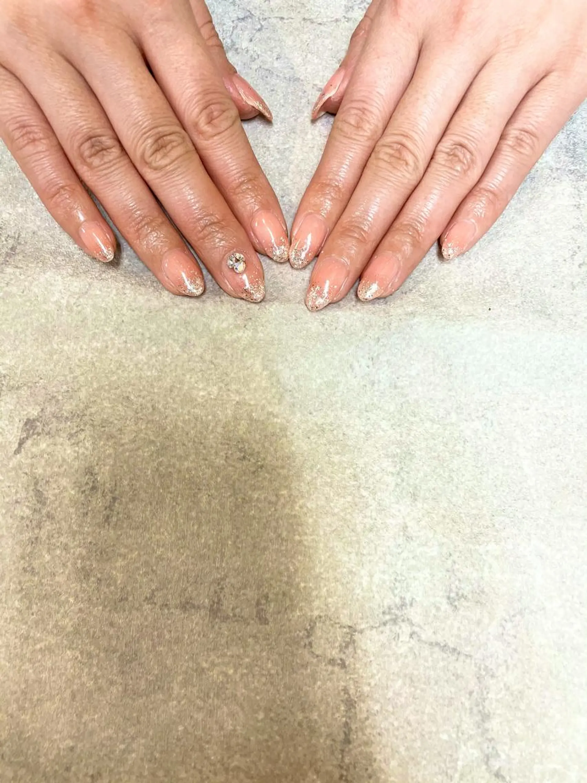 ネイル ピンク ストーンネイル FASTNAIL PLUS 新宿店のネイルデザイン