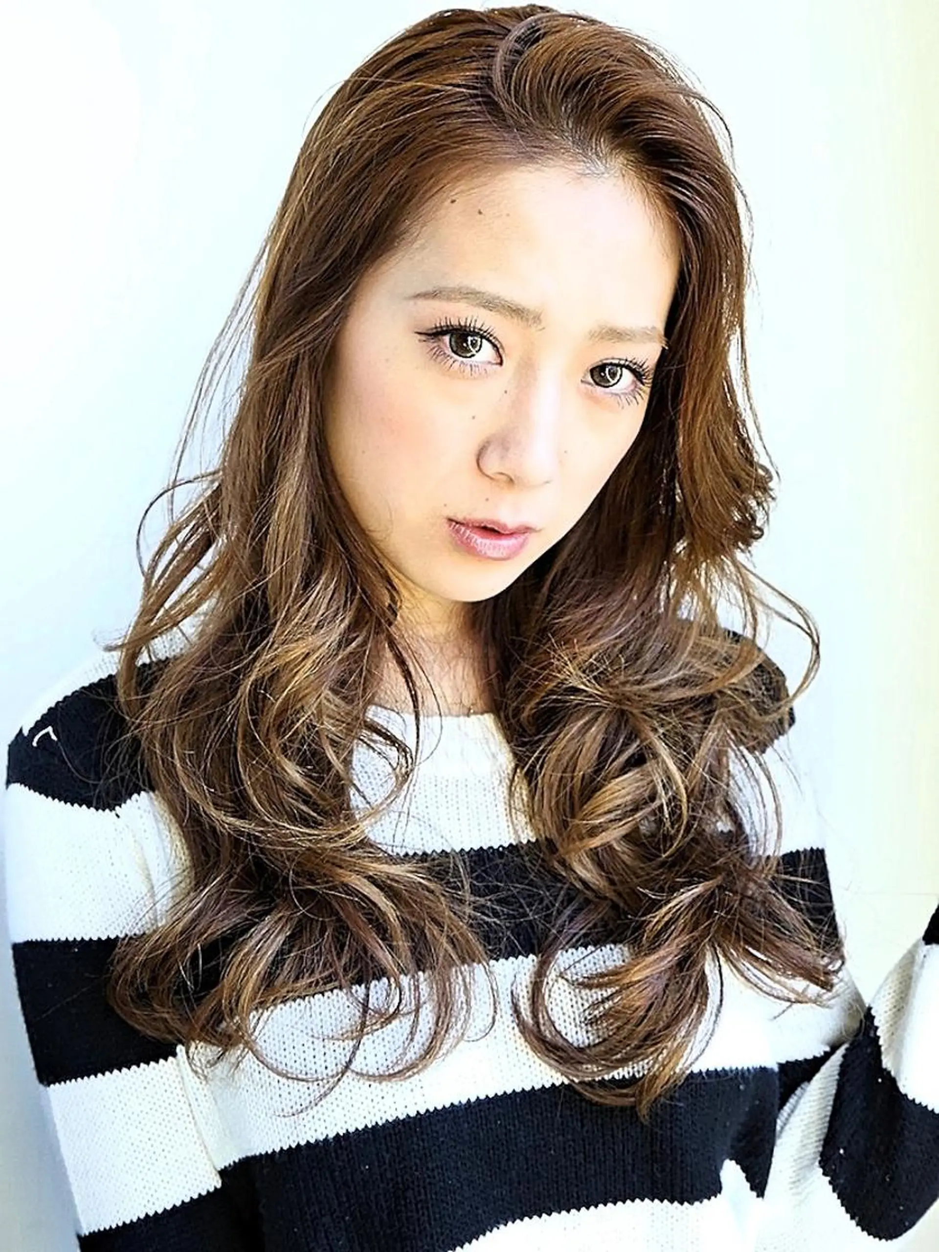 ミディアム カラー パーマ 透明感カラー 小顔カット カット パーマ トリートメント ヘッドスパ ✨hair make flencia✂️✨のヘアスタイル