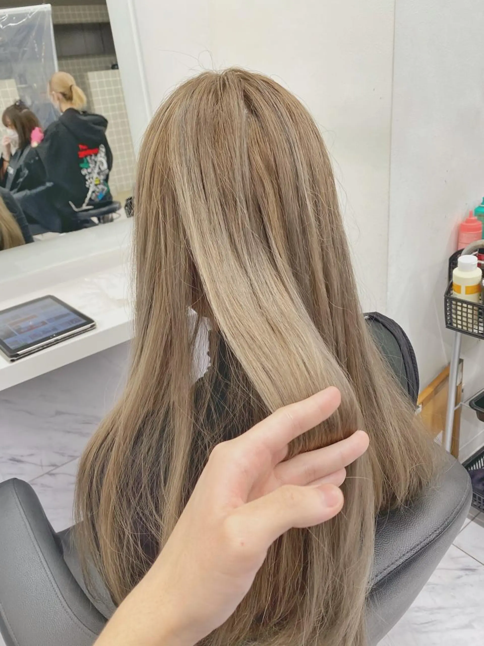 ロング カラー パーマ ヘアアレンジ メンズ特化 水口湧太のヘアスタイル