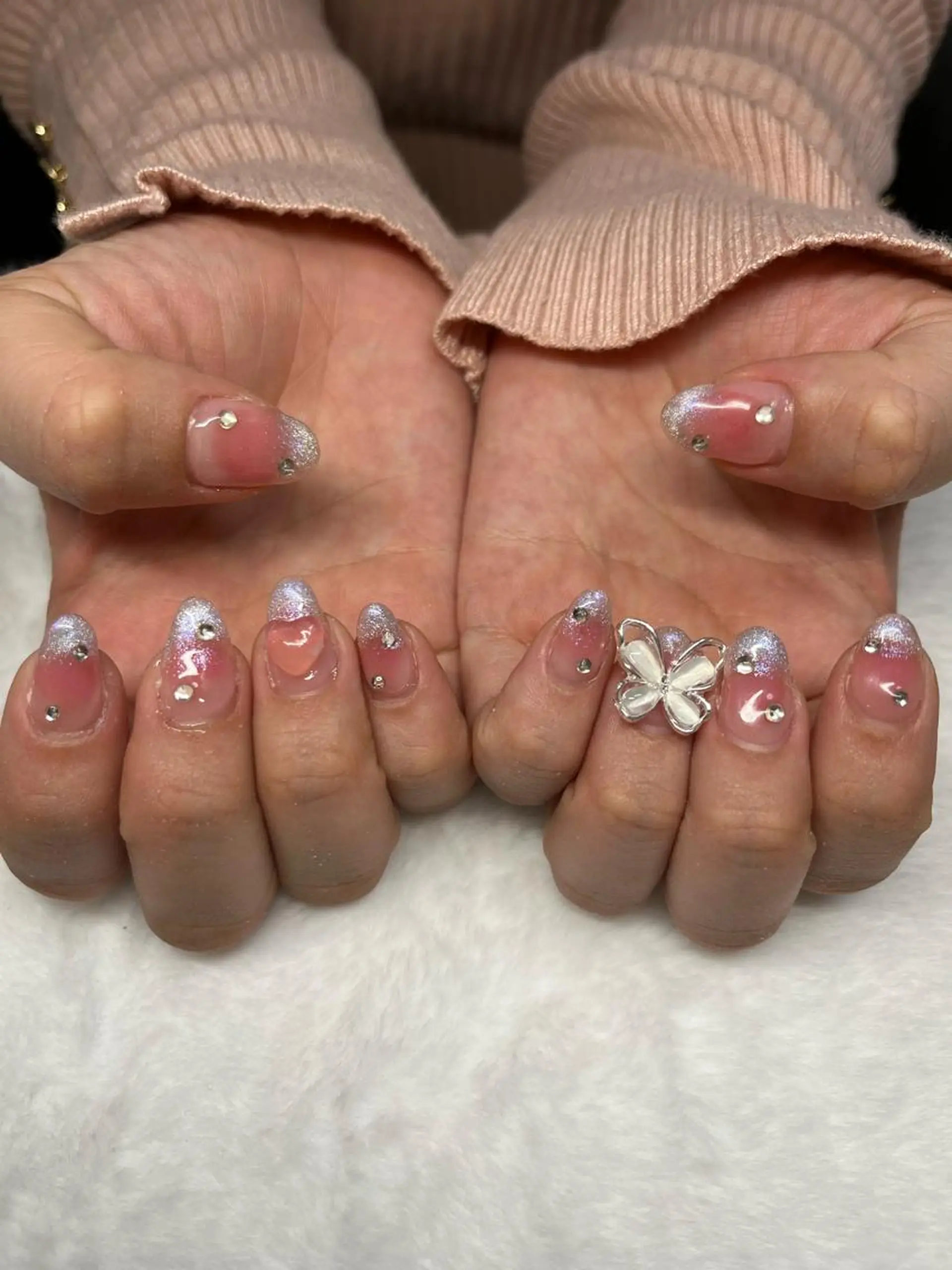 ネイル ハンドネイル nail.salon .Reversalのネイルデザイン