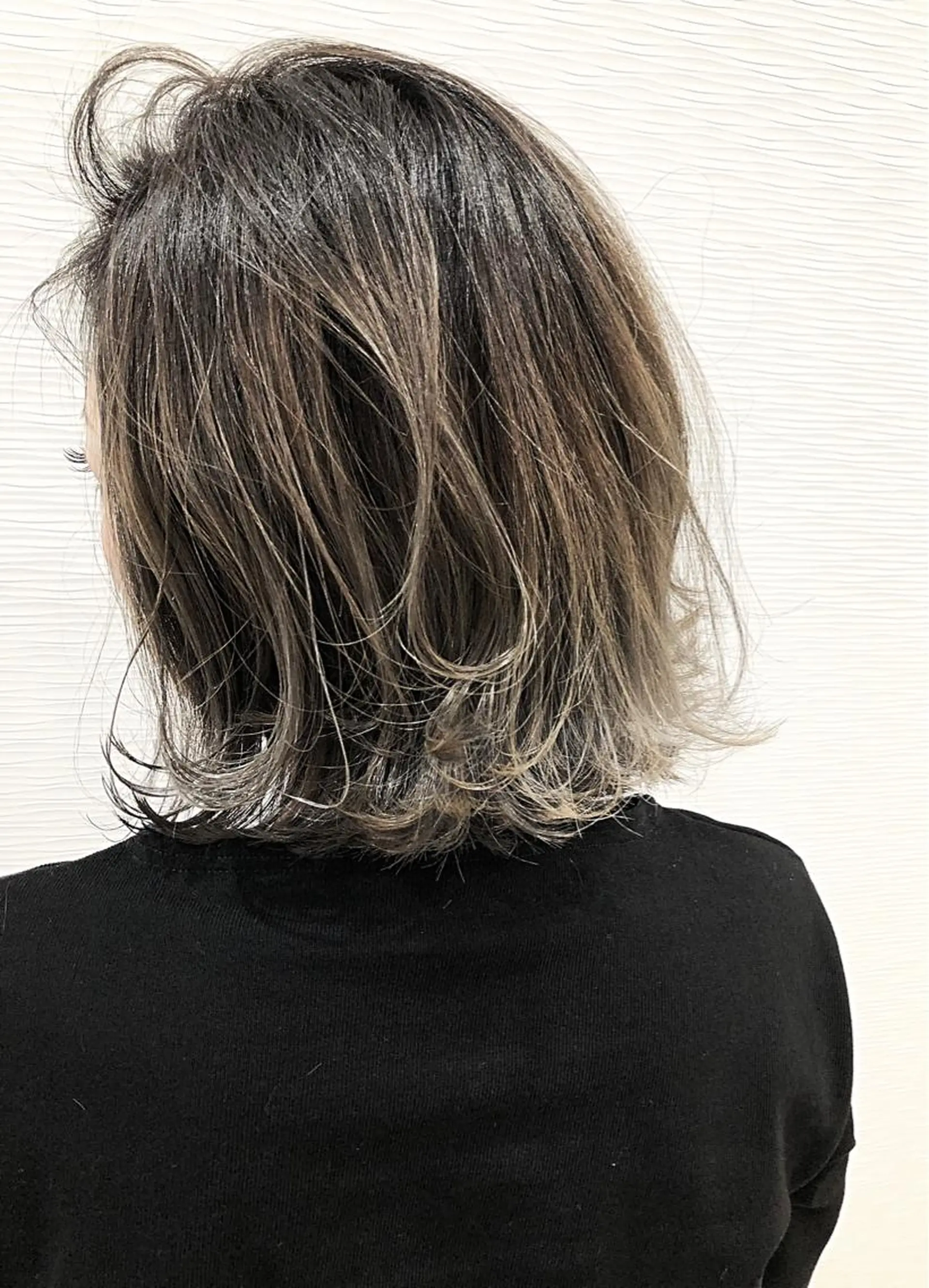 ミディアム ハイライト レイヤーカット Q-LEA  まつエク まつ毛パーマ 四条大宮所属・Q-LEA 四条大宮 クリアのマツエク・マツパデザイン