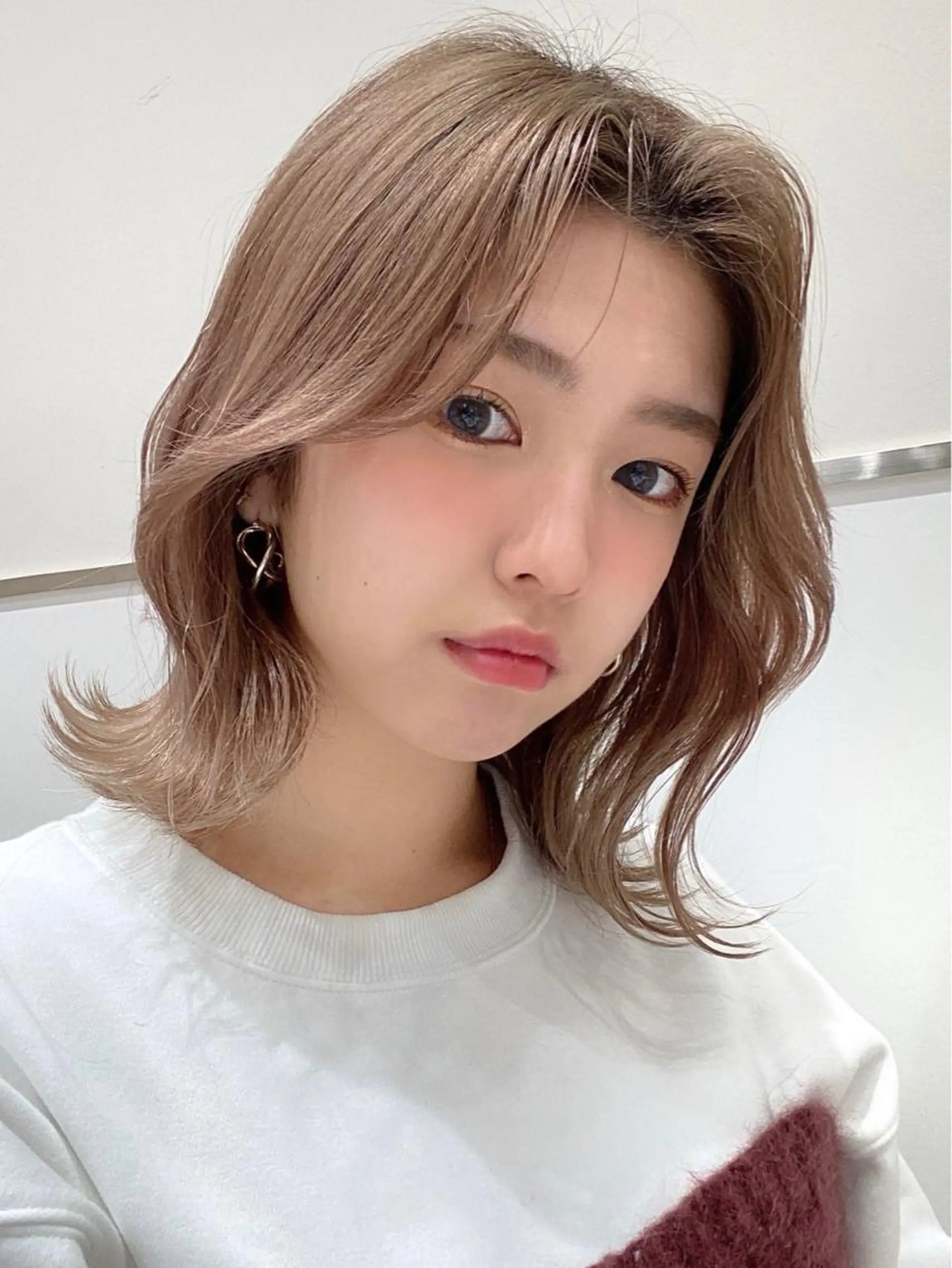 ミディアム カラー パーマ ヘアアレンジ 小野寺瑞希 /最小顔カットのヘアスタイル