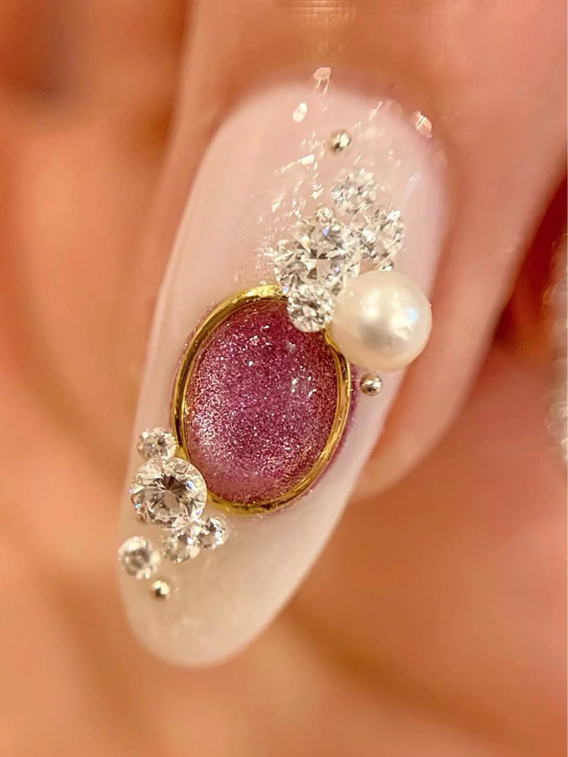 ネイル f'bloom  L’ecrinのネイルデザイン