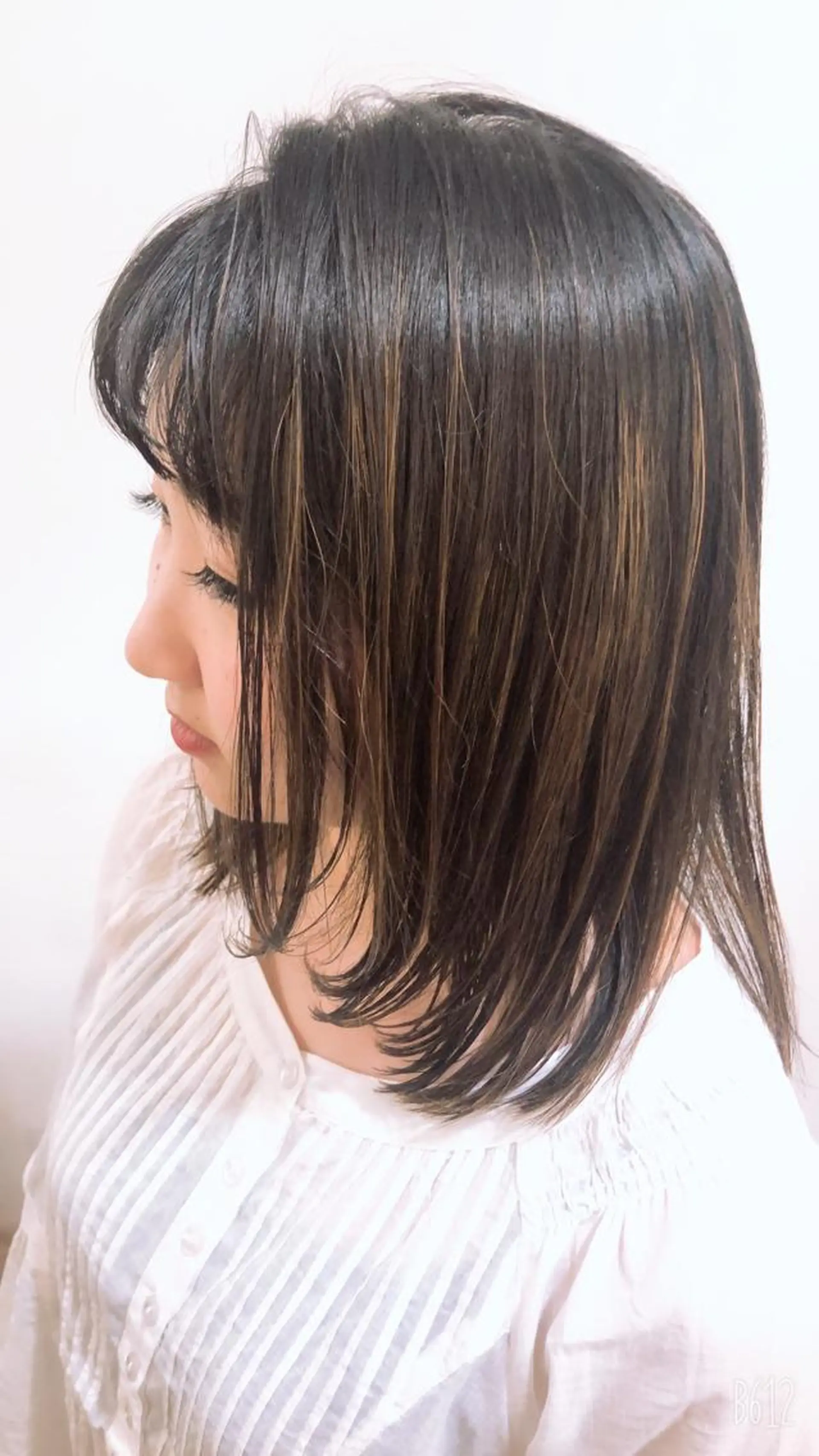 ミディアム あらい なつみのヘアスタイル