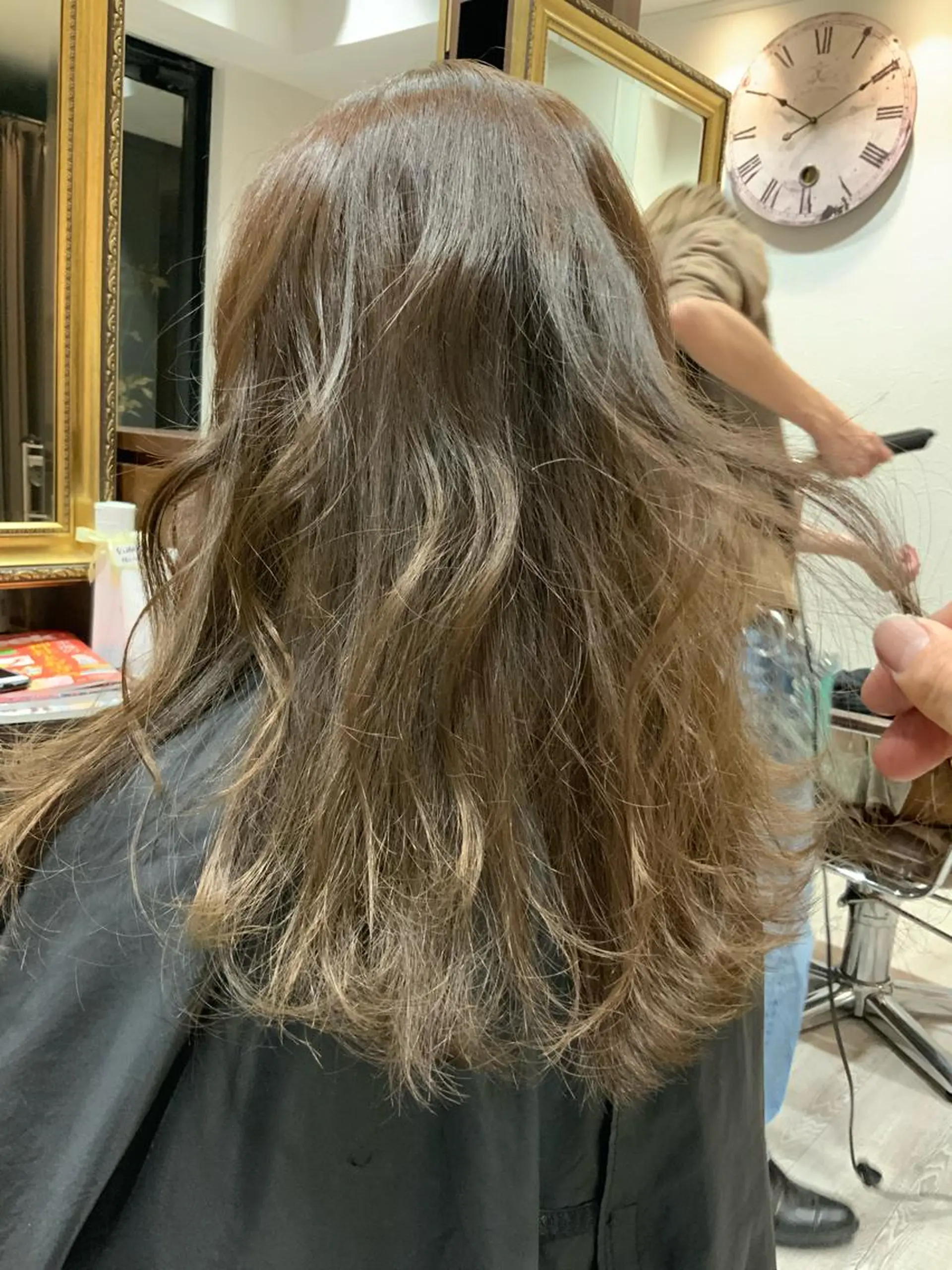 ミディアム カラー 🌿ストレート🌿 髪質改善☘️シュウヤのヘアスタイル