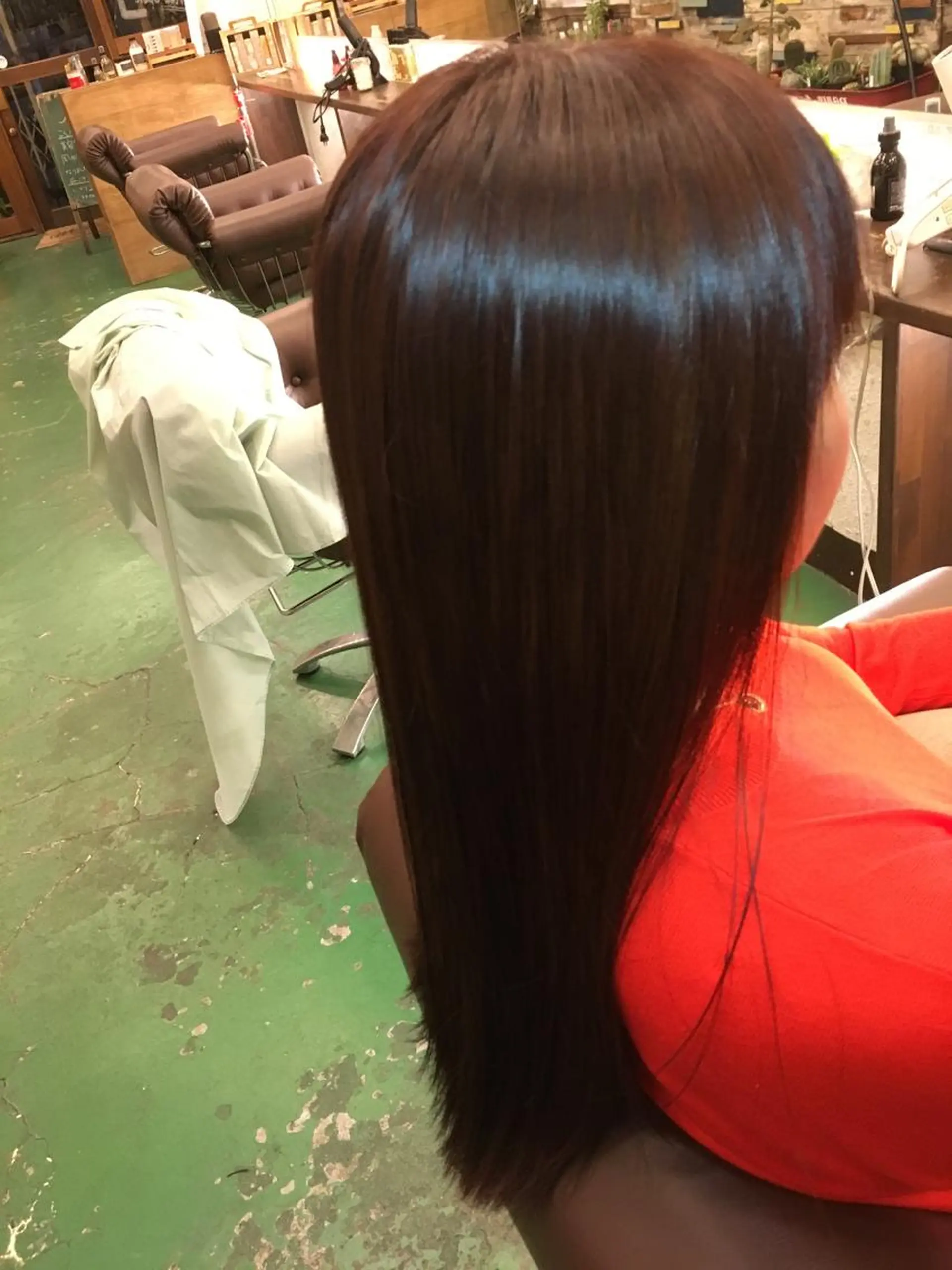 ロング カラー レッドカラー トリートメント メンズ眉毛ITSUK Iメンズ専門　新宿の眉毛・アイブロウイメージ