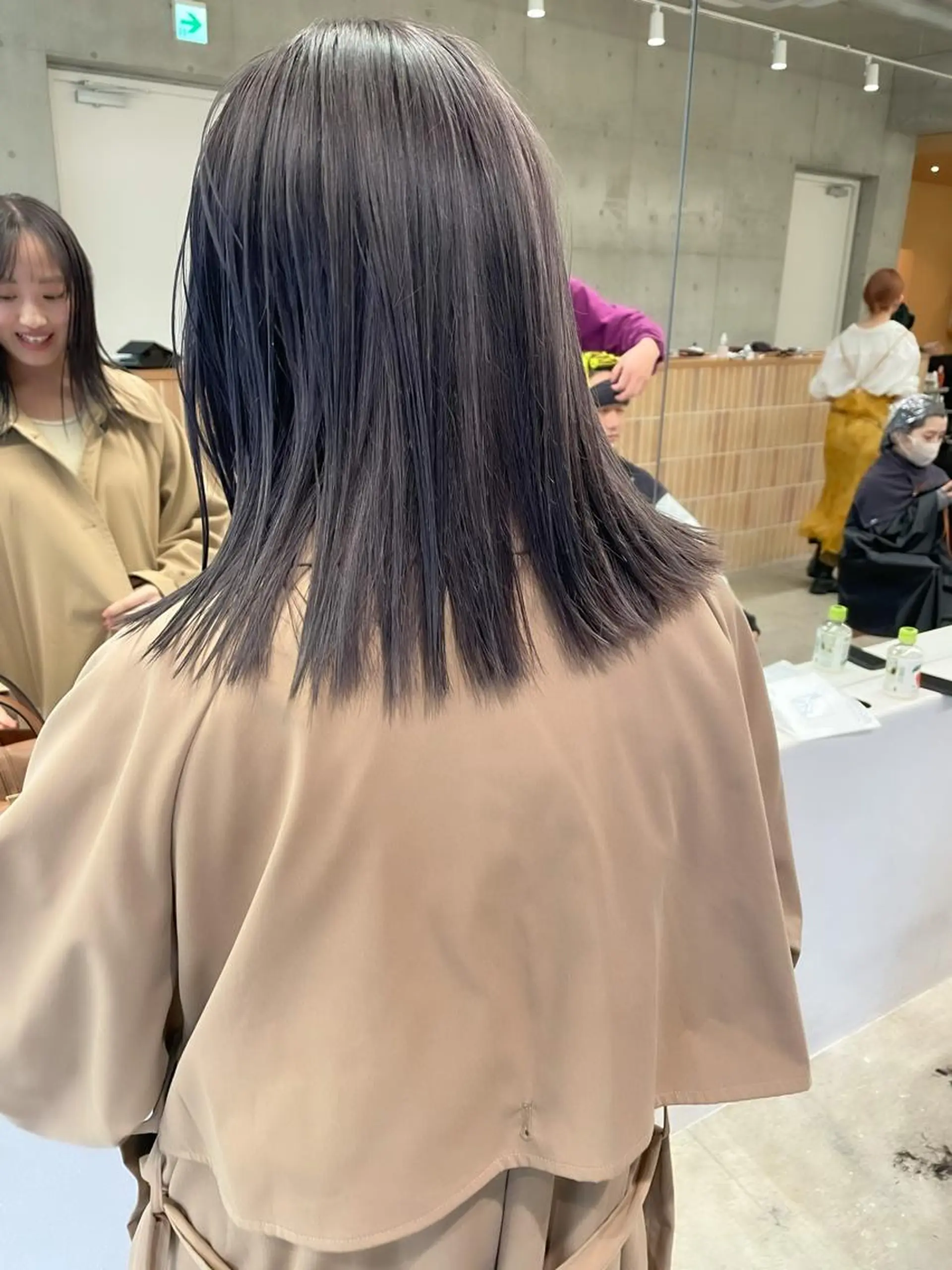 ショート カラー ヘアアレンジ ミニボブ/ブリーチ 🌈MISATOのヘアスタイル