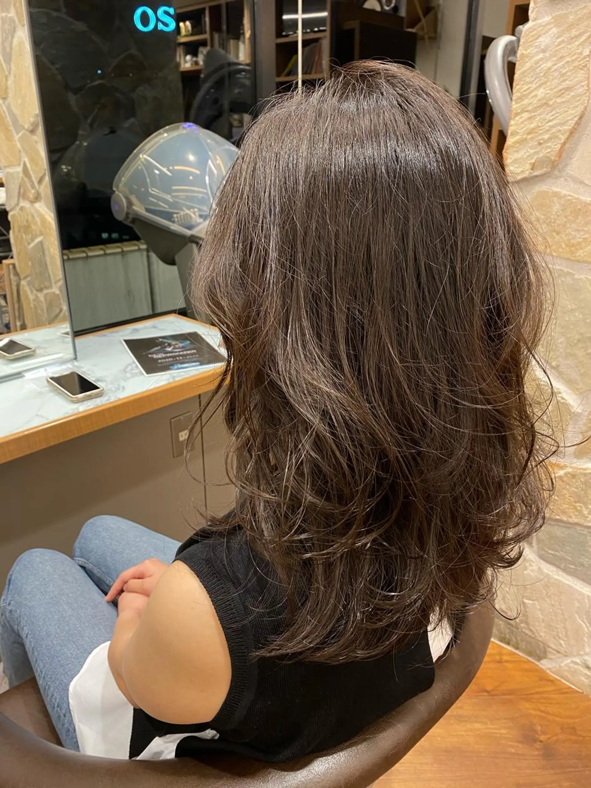 ミディアム アッシュ Savoir GRANMASH【サヴォア　グランマッシュ】所属・ショート/レイヤー/ 透明感/グレージュのヘアスタイル