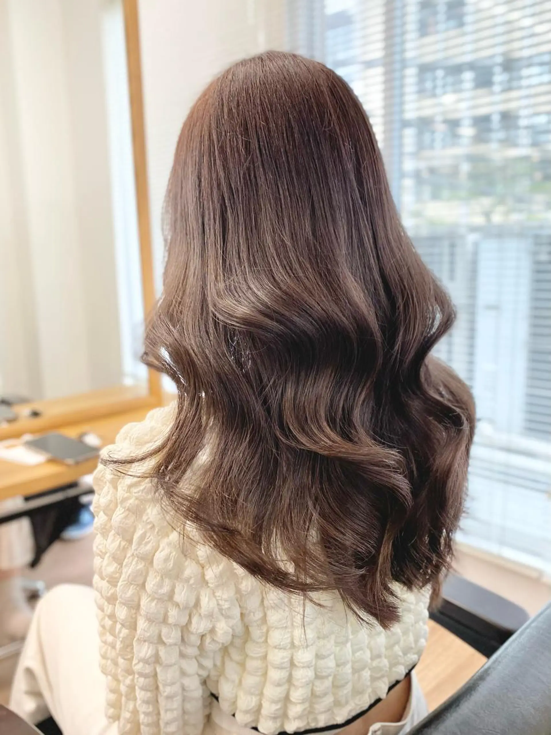 ロング カラー カット ヘアカラー トリートメント 韓国風×透明感カラー 髪質改善オタベシンヤのヘアスタイル