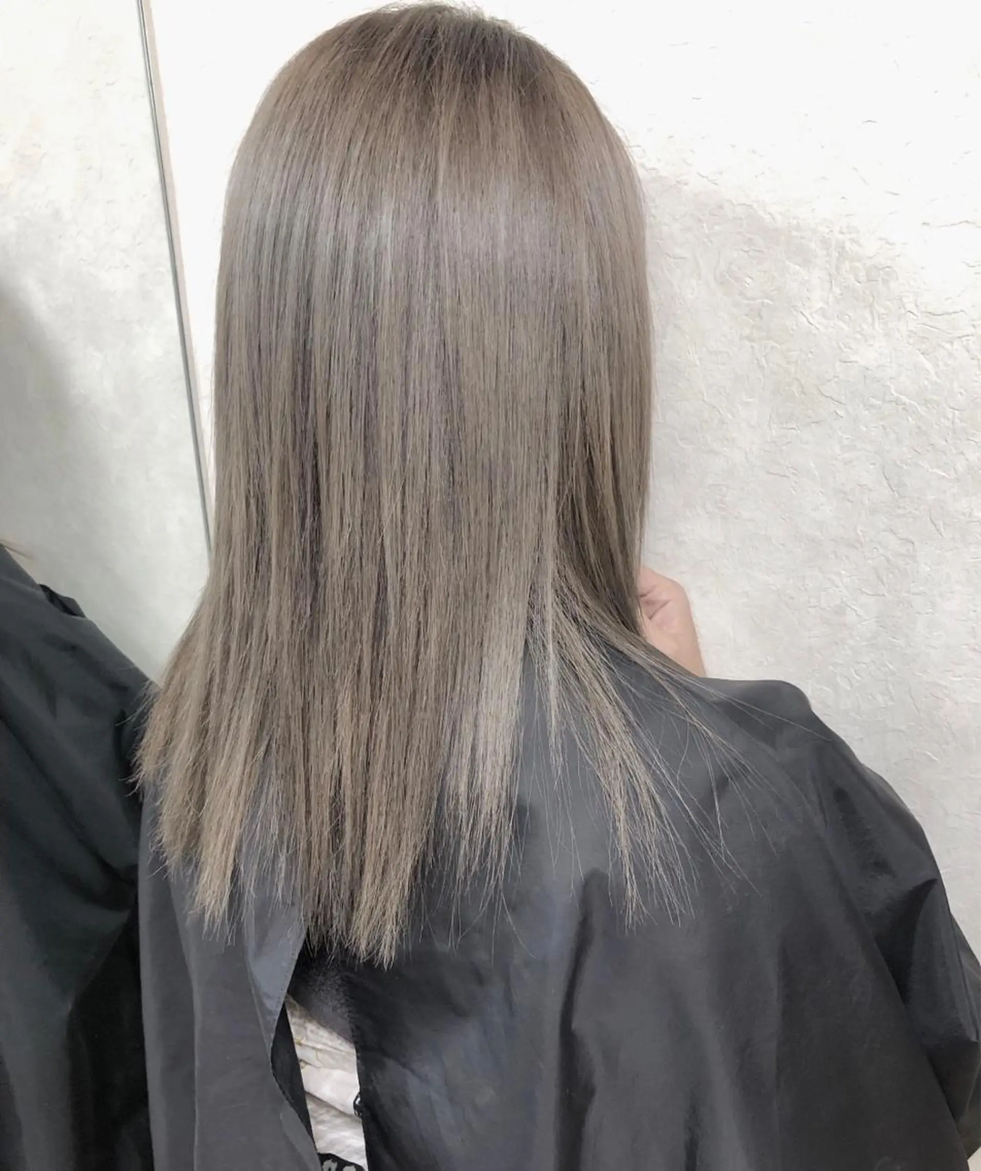 セミロング aura所属・ashida yuukiのヘアスタイル