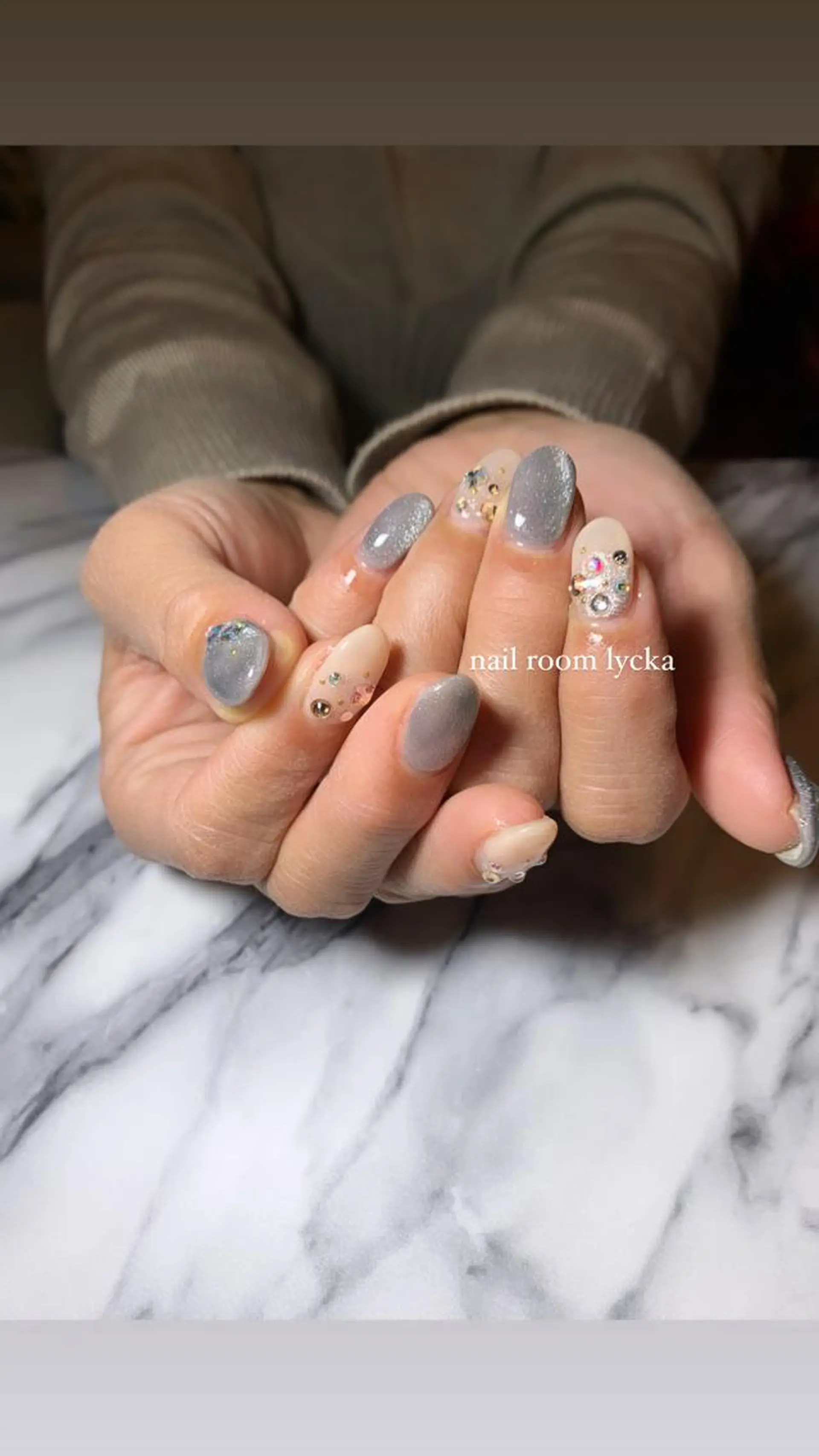 ネイル ﾈｲﾙﾙｰﾑﾘｯｶ 𝐦𝐚𝐲𝐮のネイルデザイン