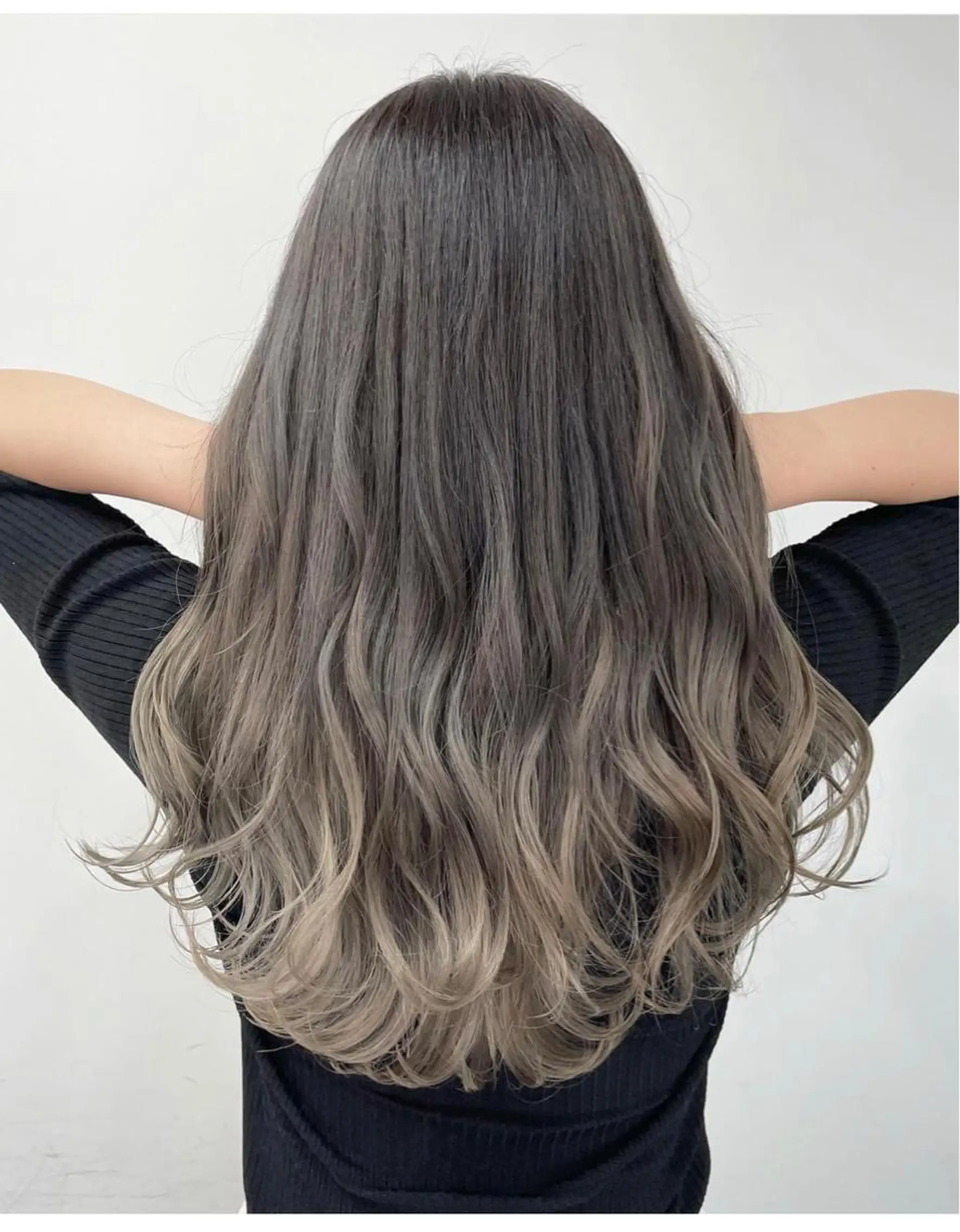 セミロング カラー グラデーションカラー Ayuri🫧 Diar Blueのマツエク・マツパデザイン