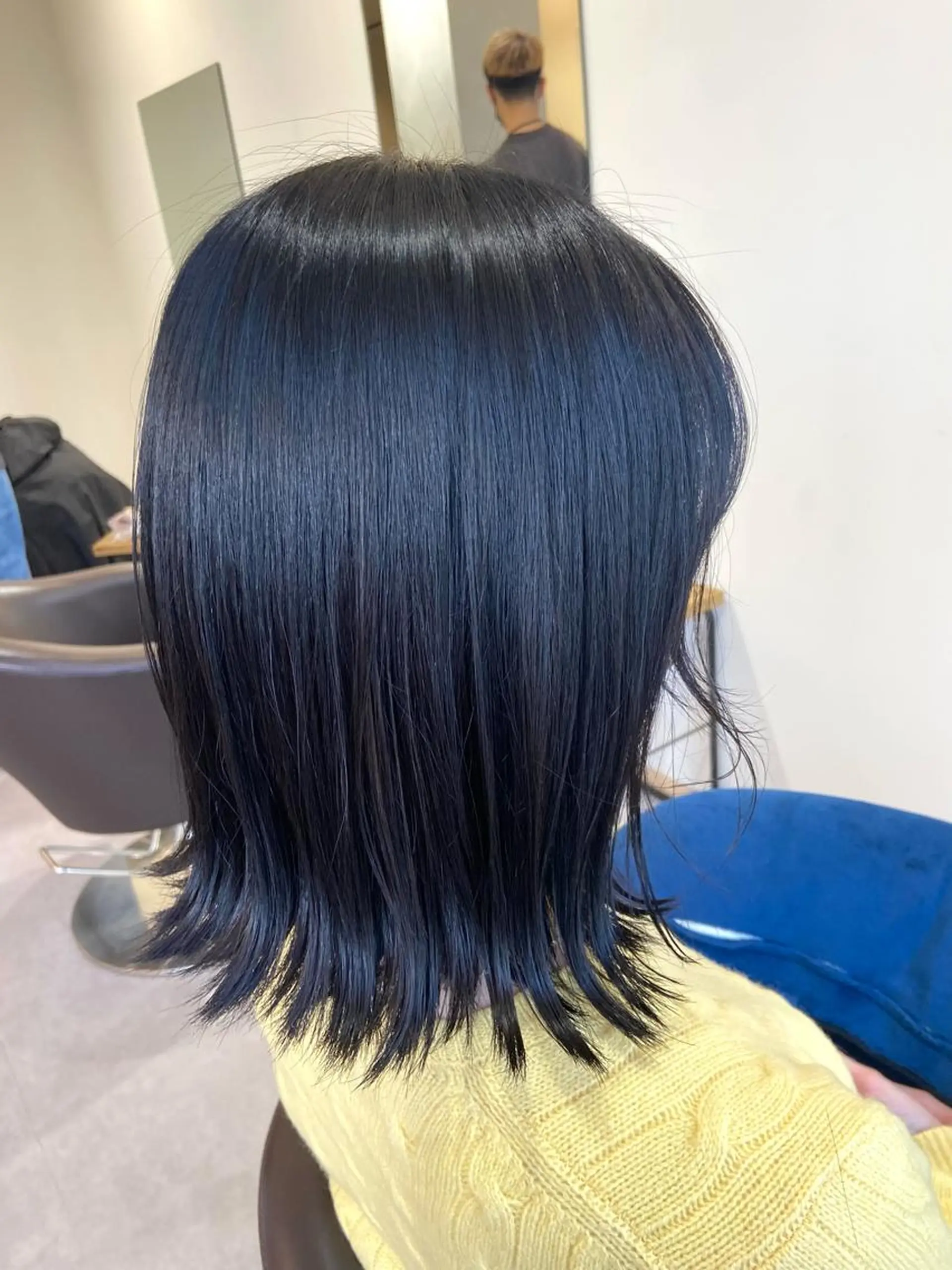 カラー 黒髪 ブルーカラー ブルーブラック ブリーチ/パーマ特化 / Miyuki🎨のヘアスタイル