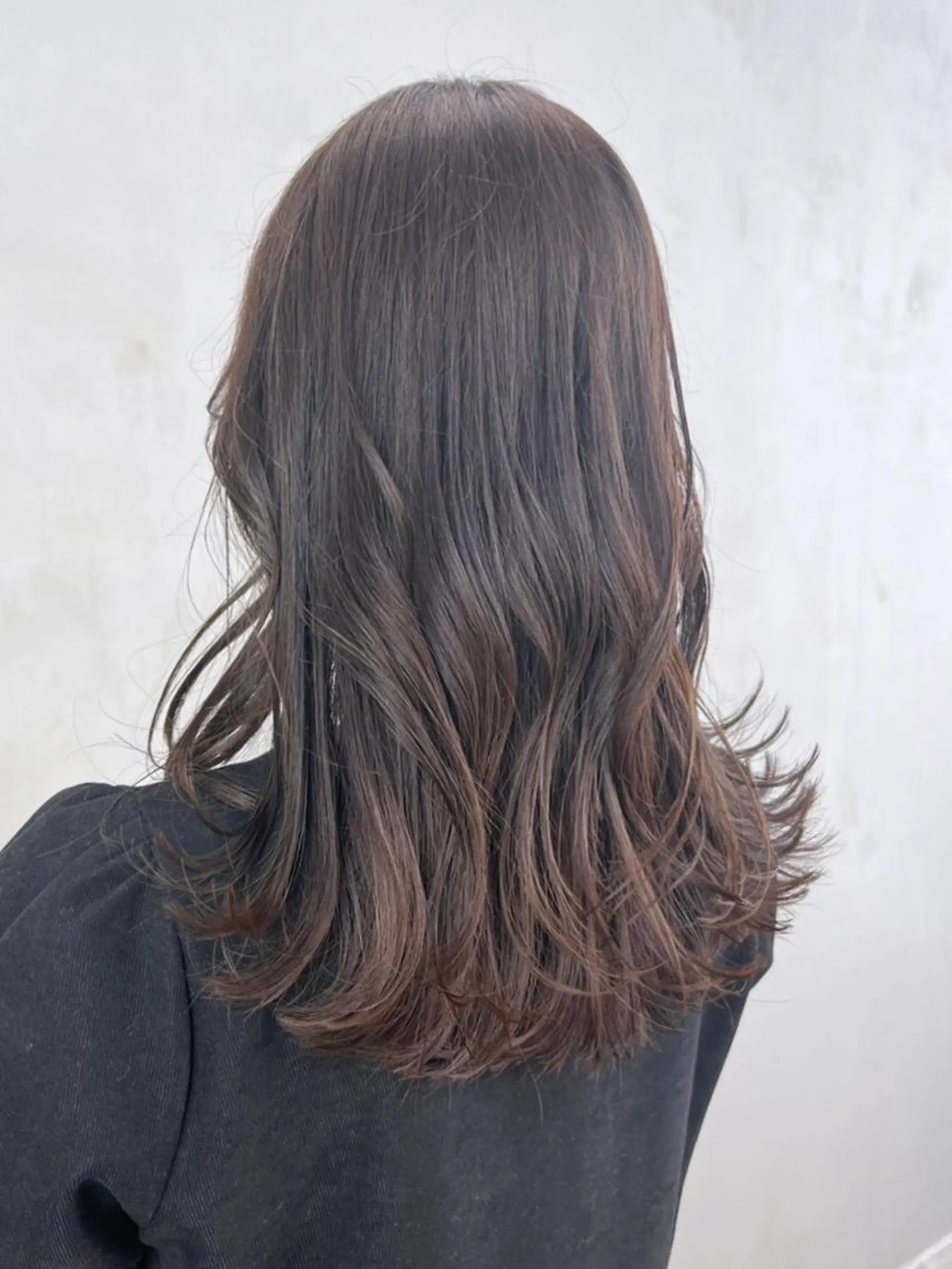 ミディアム カラー パーマ ヘアアレンジ アッシュ アッシュブラウン ブラウンカラー ITbyALBUM 藤沢店のヘアスタイル