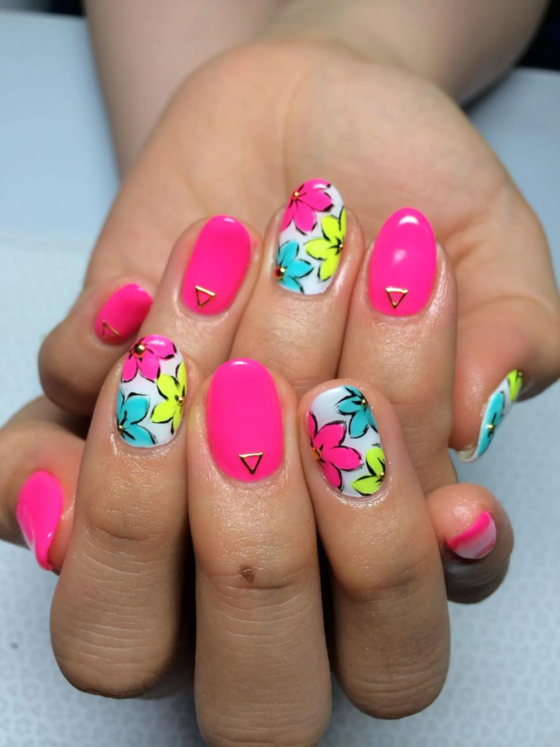 ネイル VIOLUS所属・VIOLUS 関目のネイルデザイン