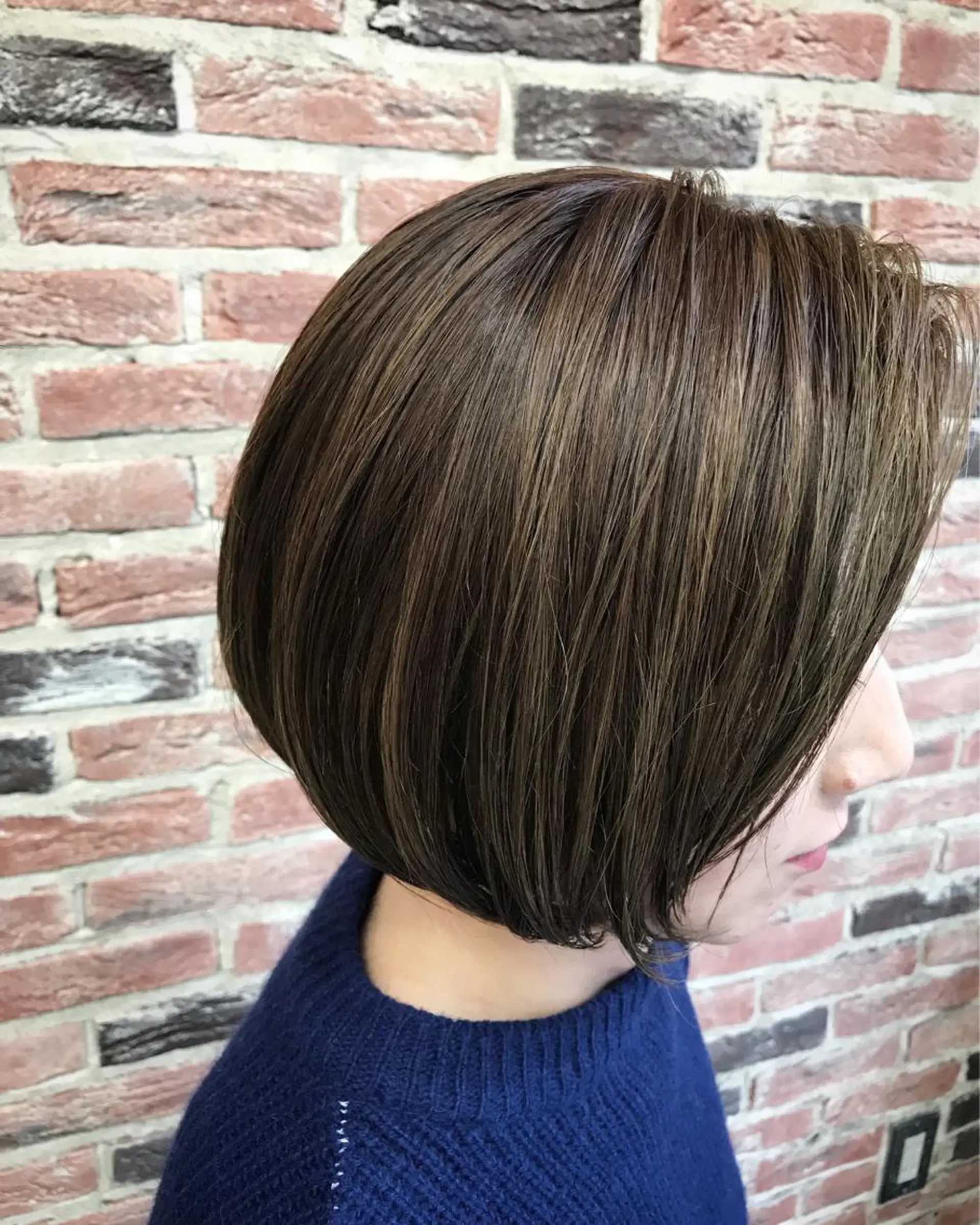 ショート カラー 濱岡 恭子のヘアスタイル