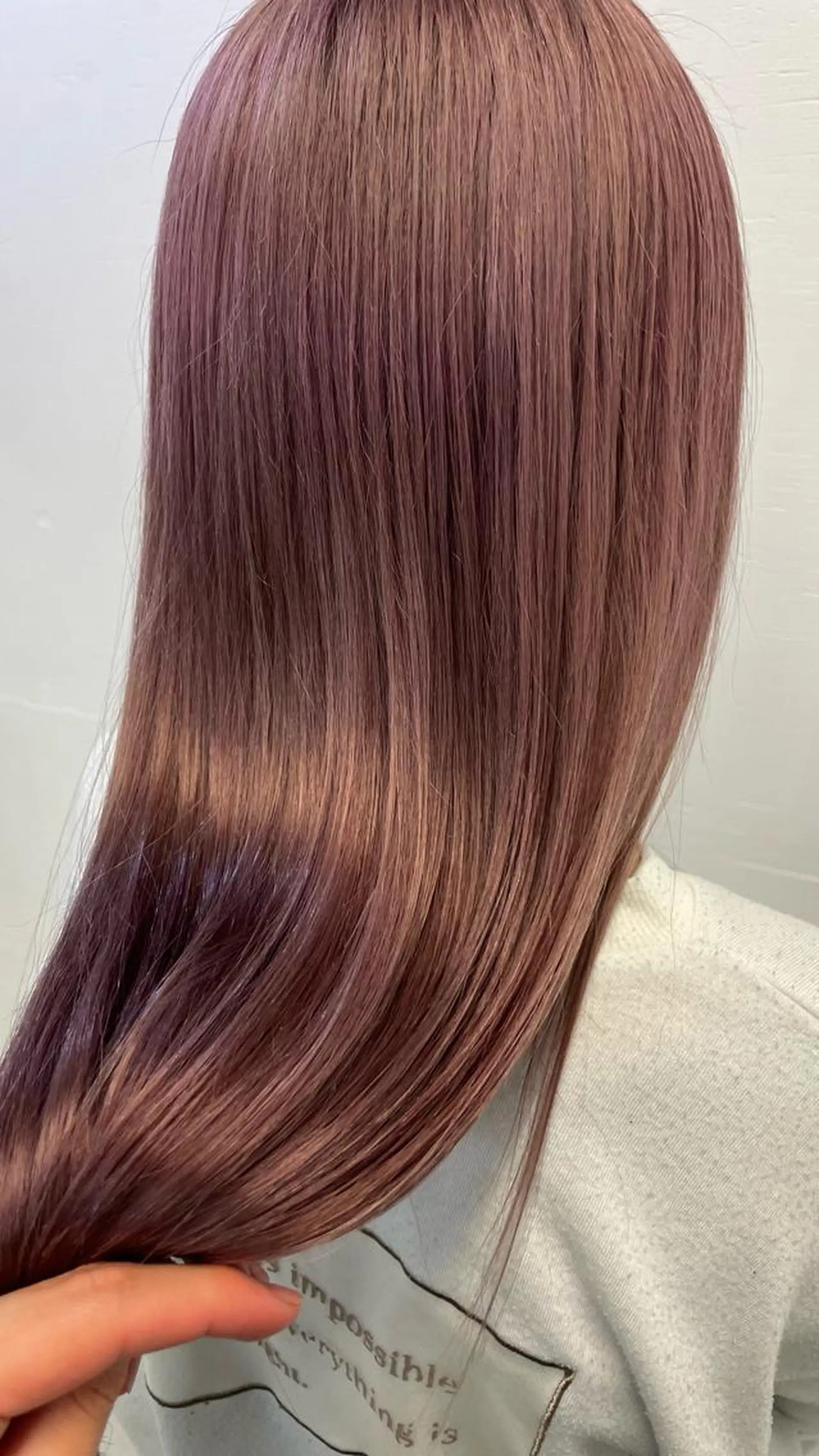 ロング カラー HOLLY 髙橋ユウキのヘアスタイル