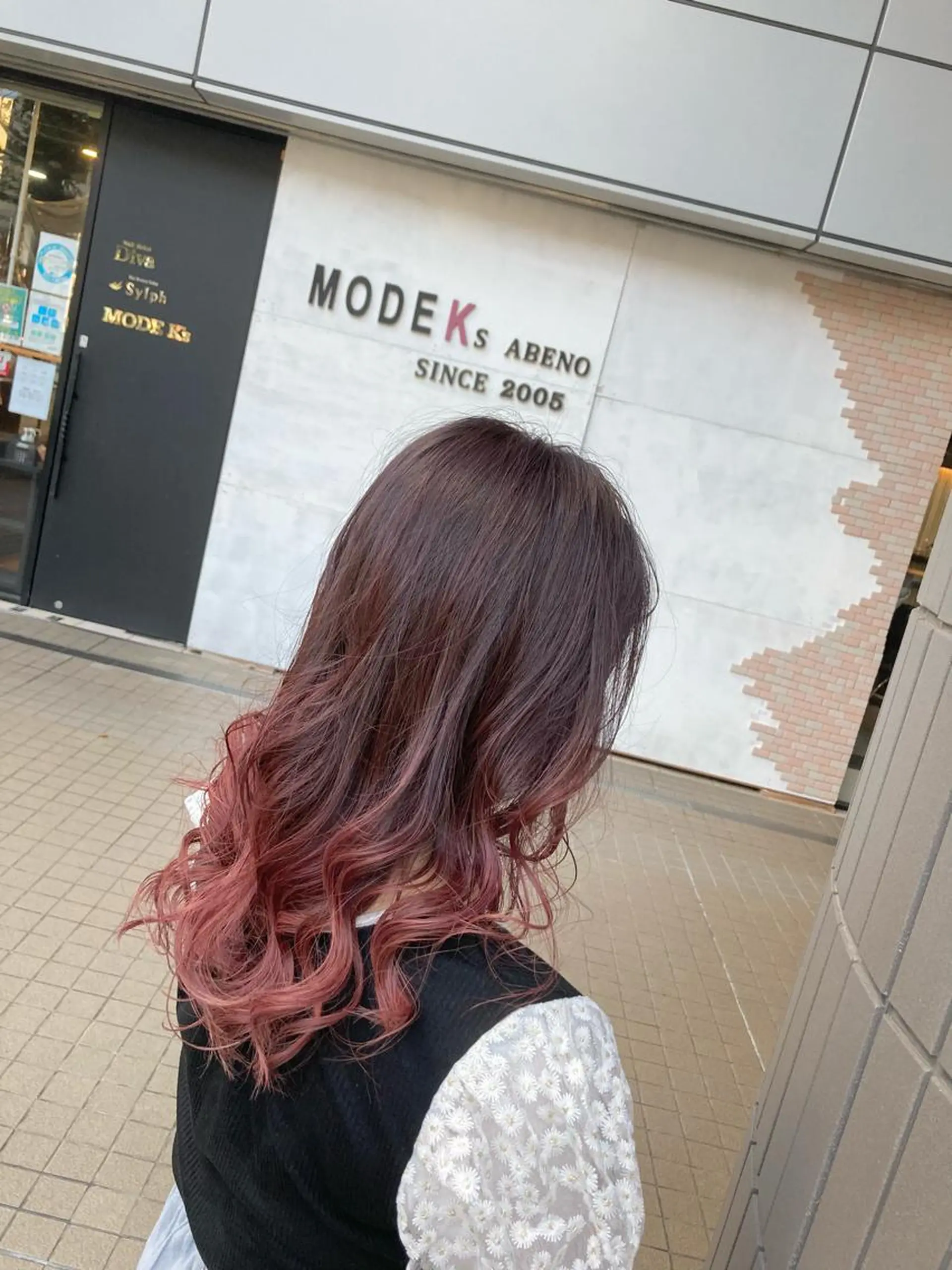 ミディアム カラー グラデーションカラー ラベンダーカラー ピンクカラー ピンクラベンダー カット ヘアカラー トリートメント SHAFT Ieiriのヘアスタイル