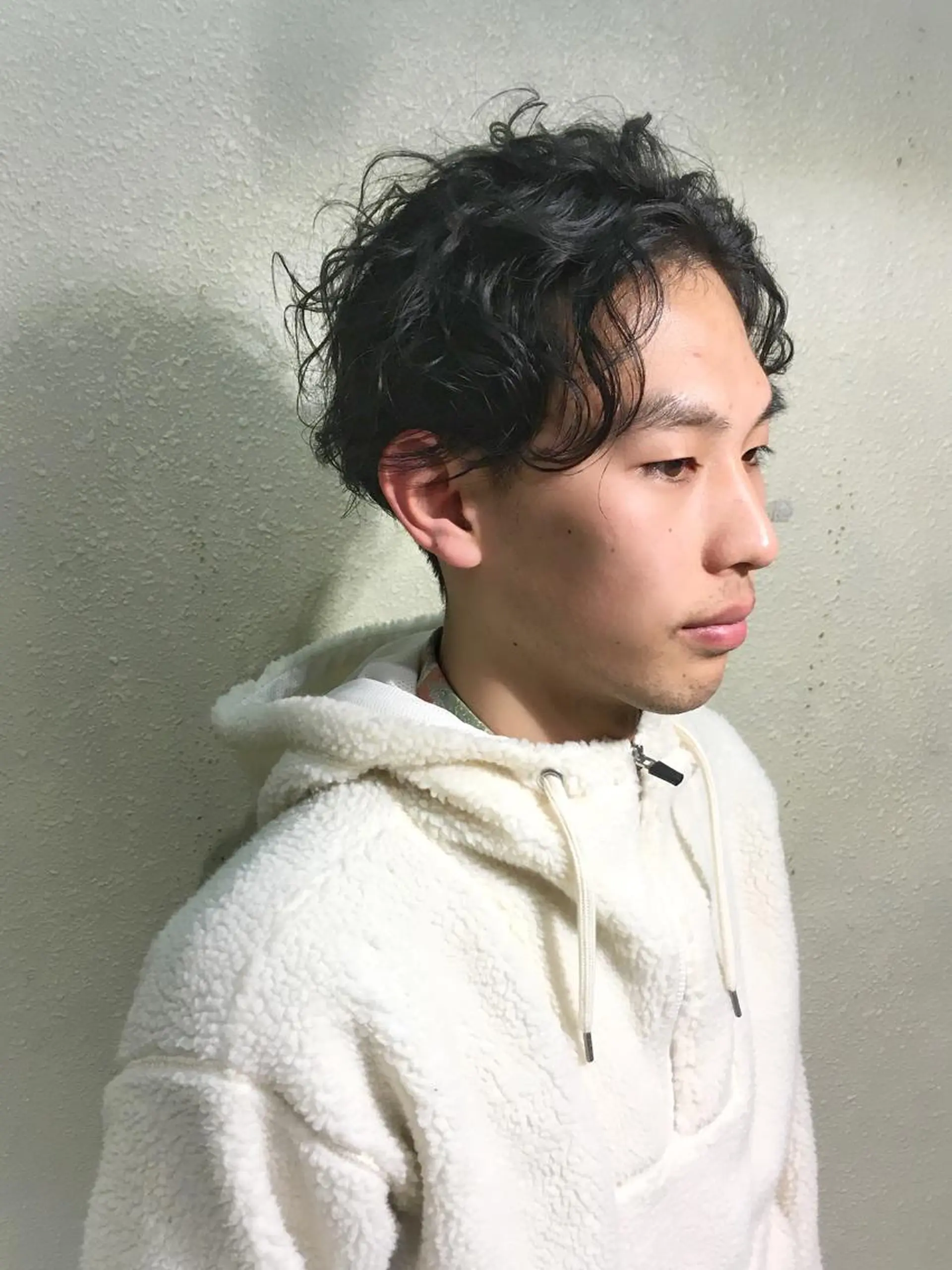 ショート くせ毛 カット ヨナイ チヒロのヘアスタイル