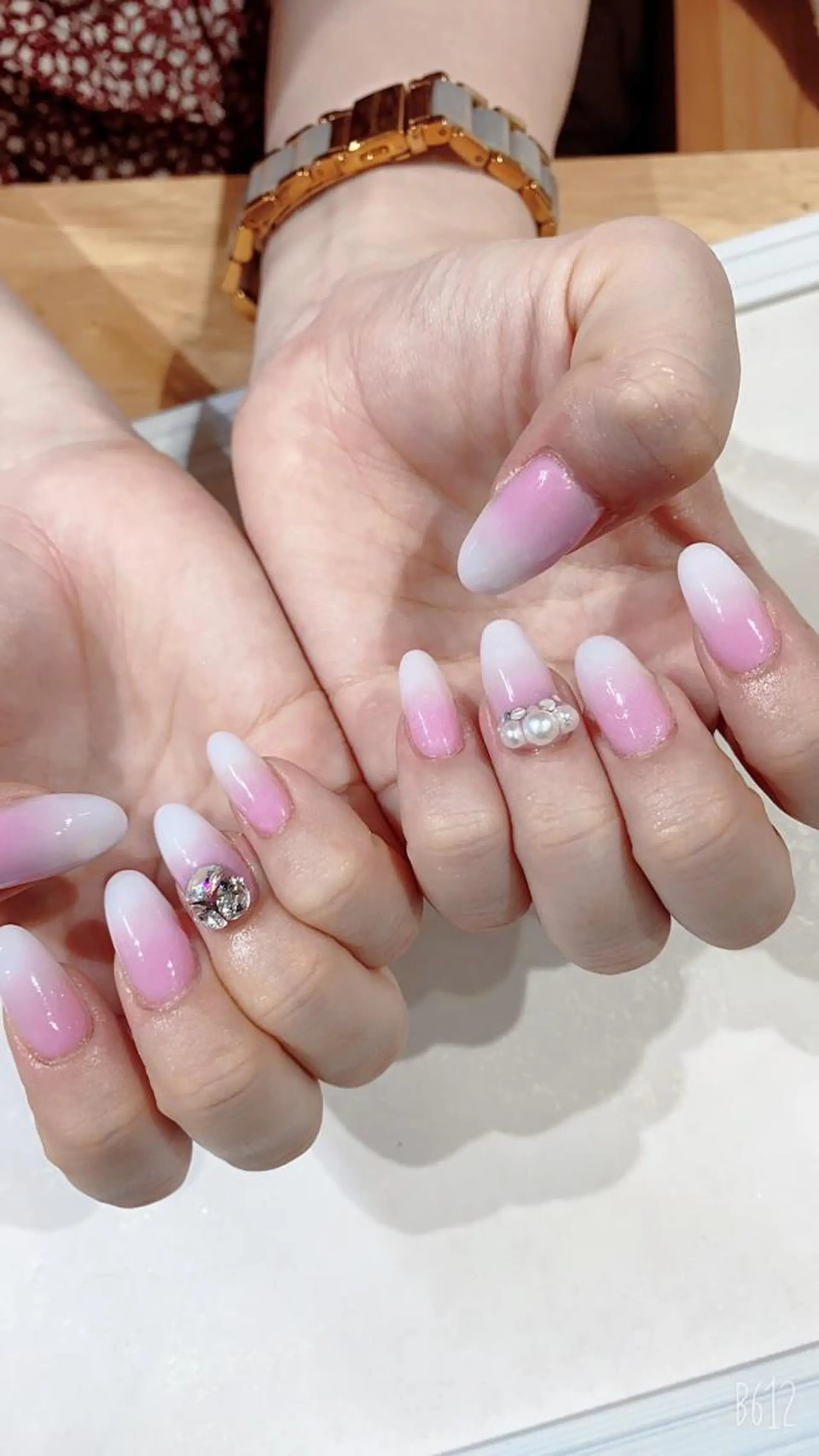 ミディアム ハンドネイル JNA認定講師🌸 RIEのネイルデザイン