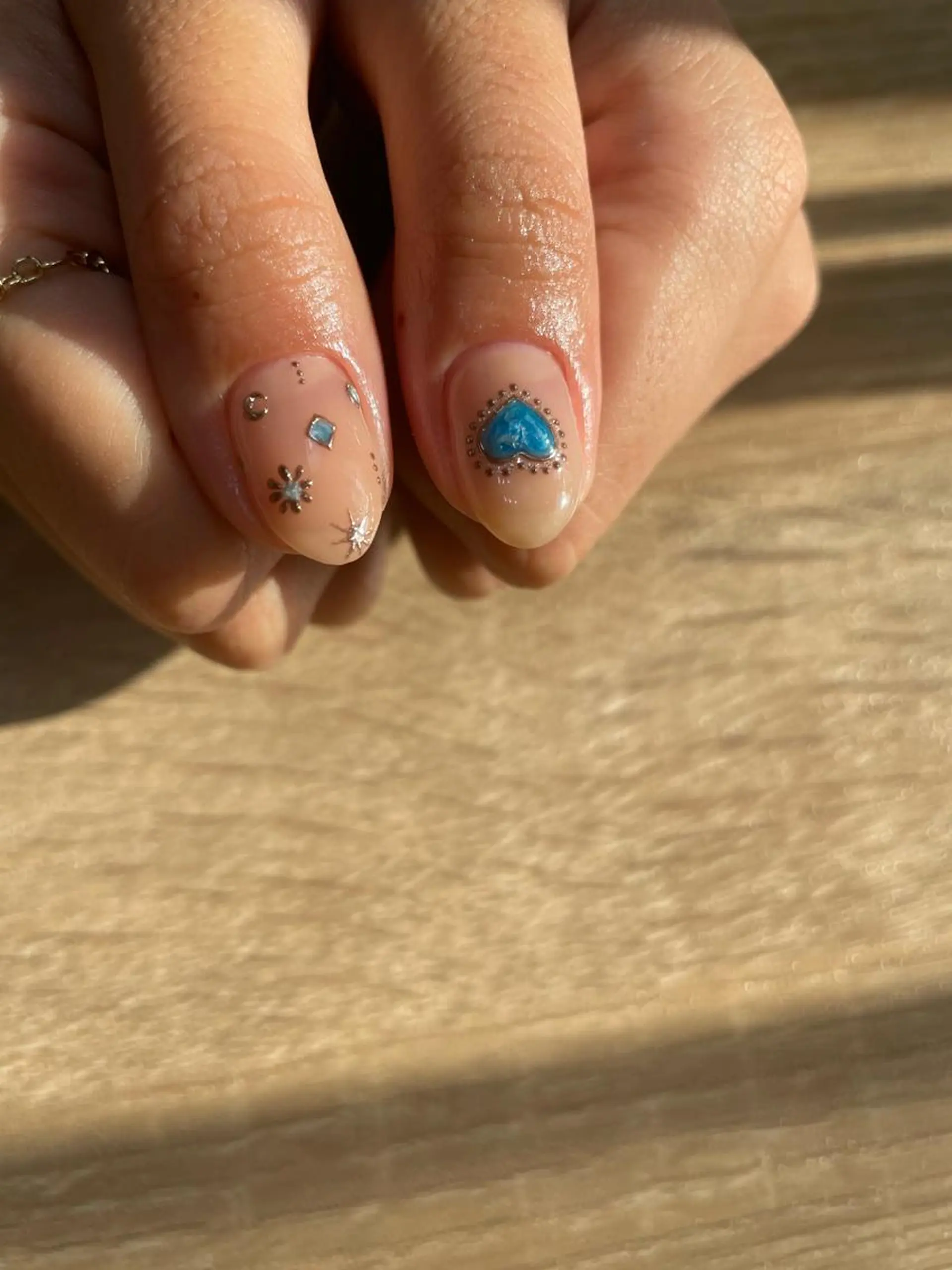 ネイル 岩山 直子のネイルデザイン