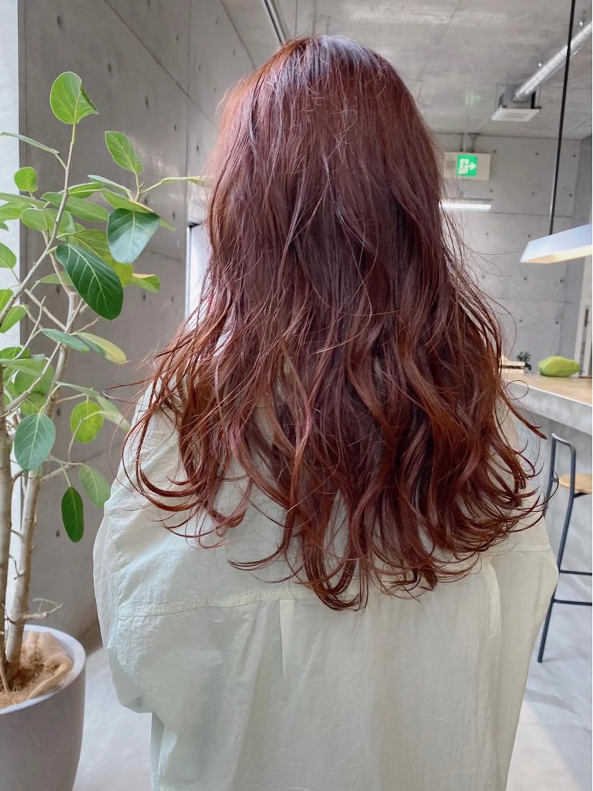 ロング オレンジブラウン son hair HIROEのヘアスタイル