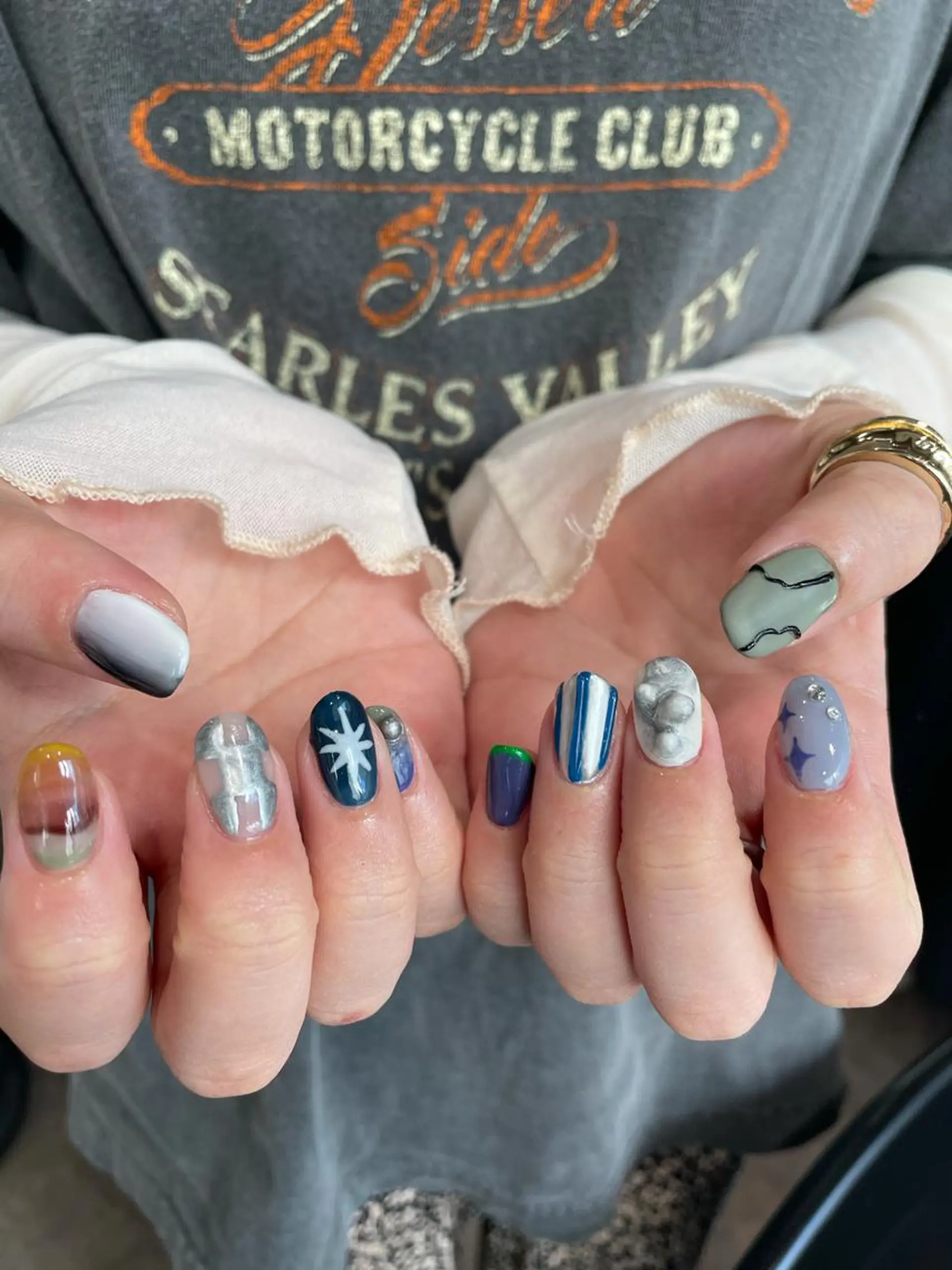 ネイル ハンドネイル ナチュラル透明感🌱 小山美樹子のヘアスタイル