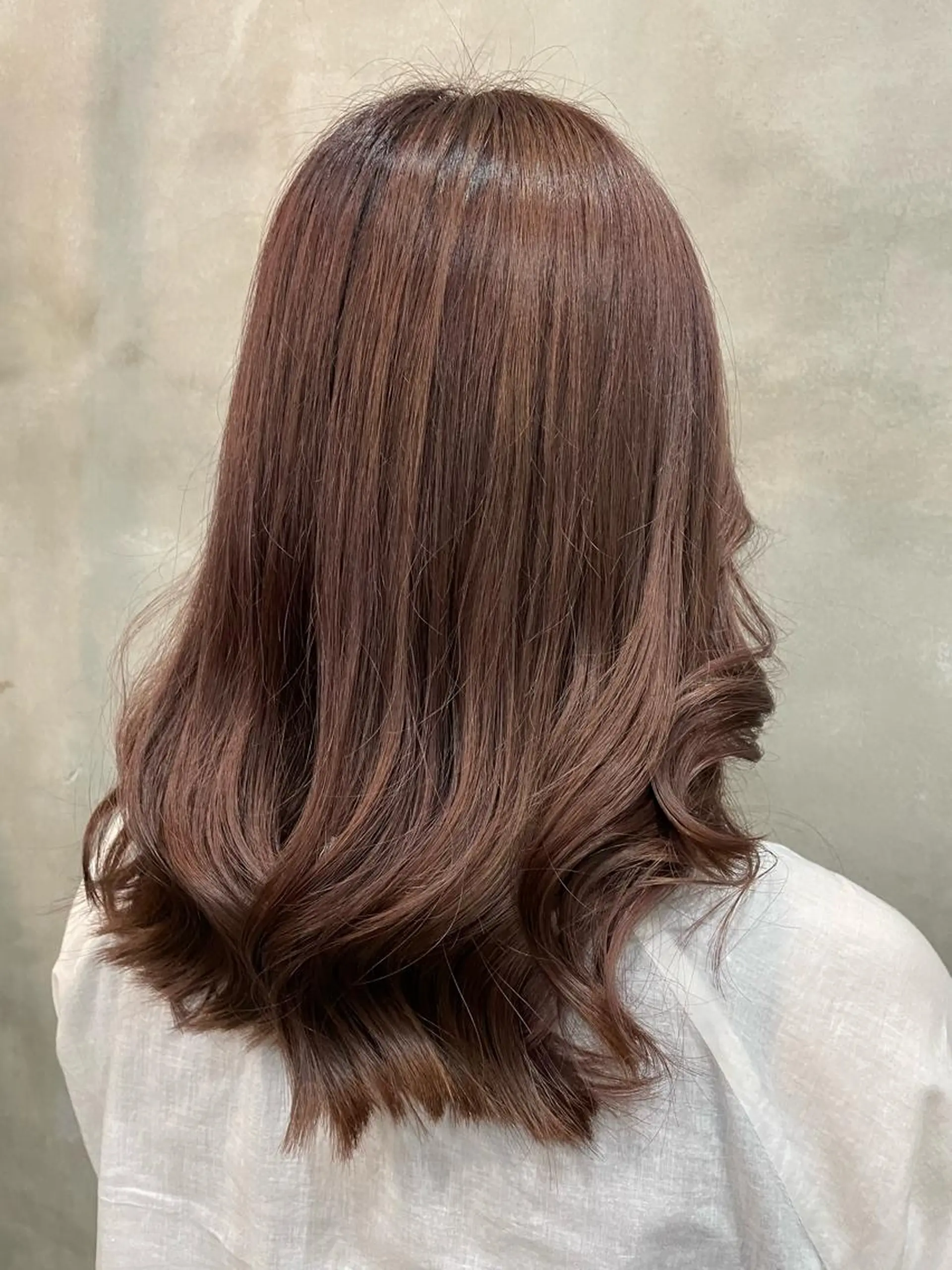 セミロング カラー ヘアアレンジ ベージュカラー ピンクカラー ピンクベージュ ヘアカラー トリートメント 【ピンク/韓国ヘア/ ヘアセット】亜海のヘアスタイル