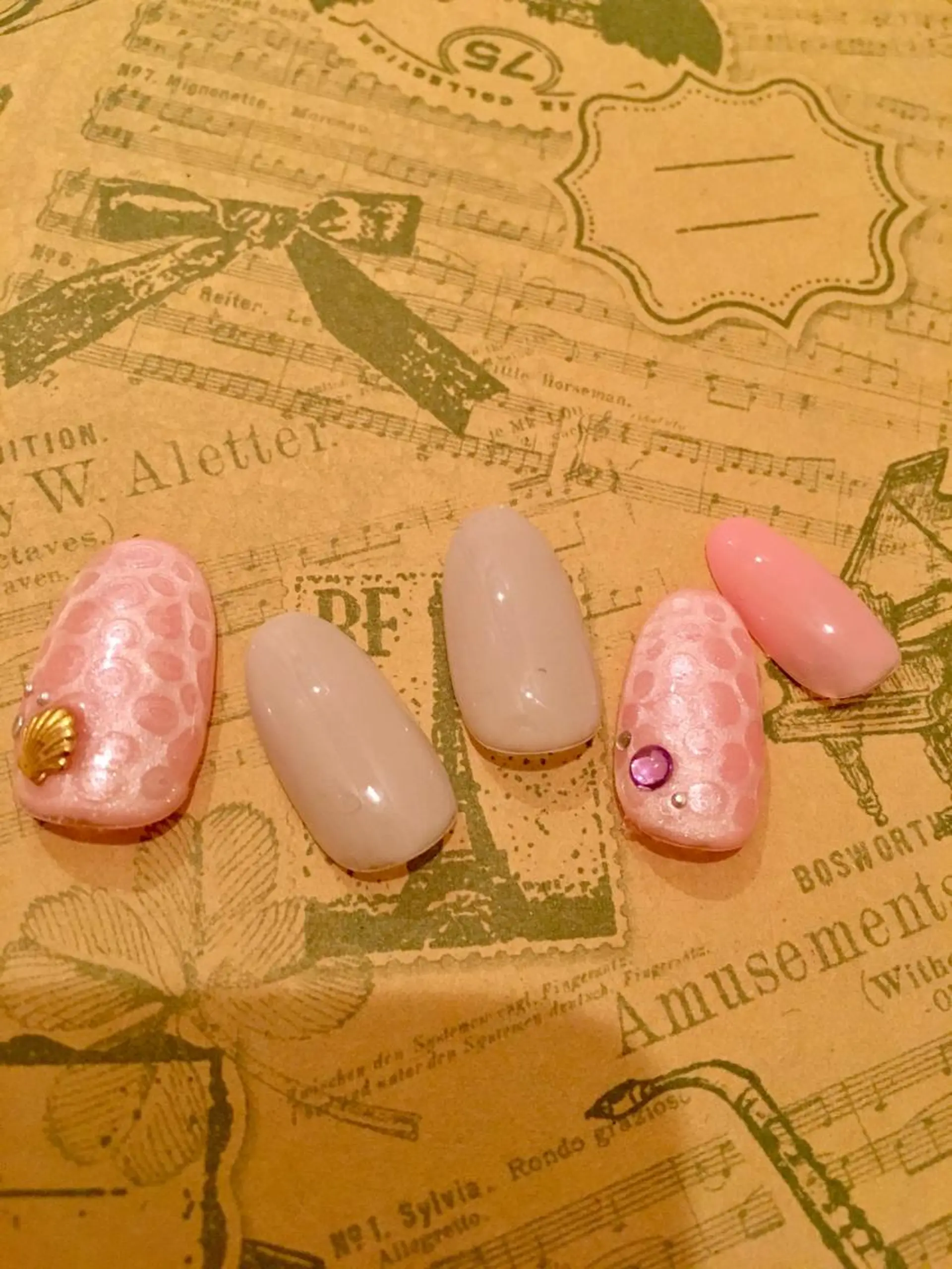 ネイル Nail salon REIRISのネイルデザイン