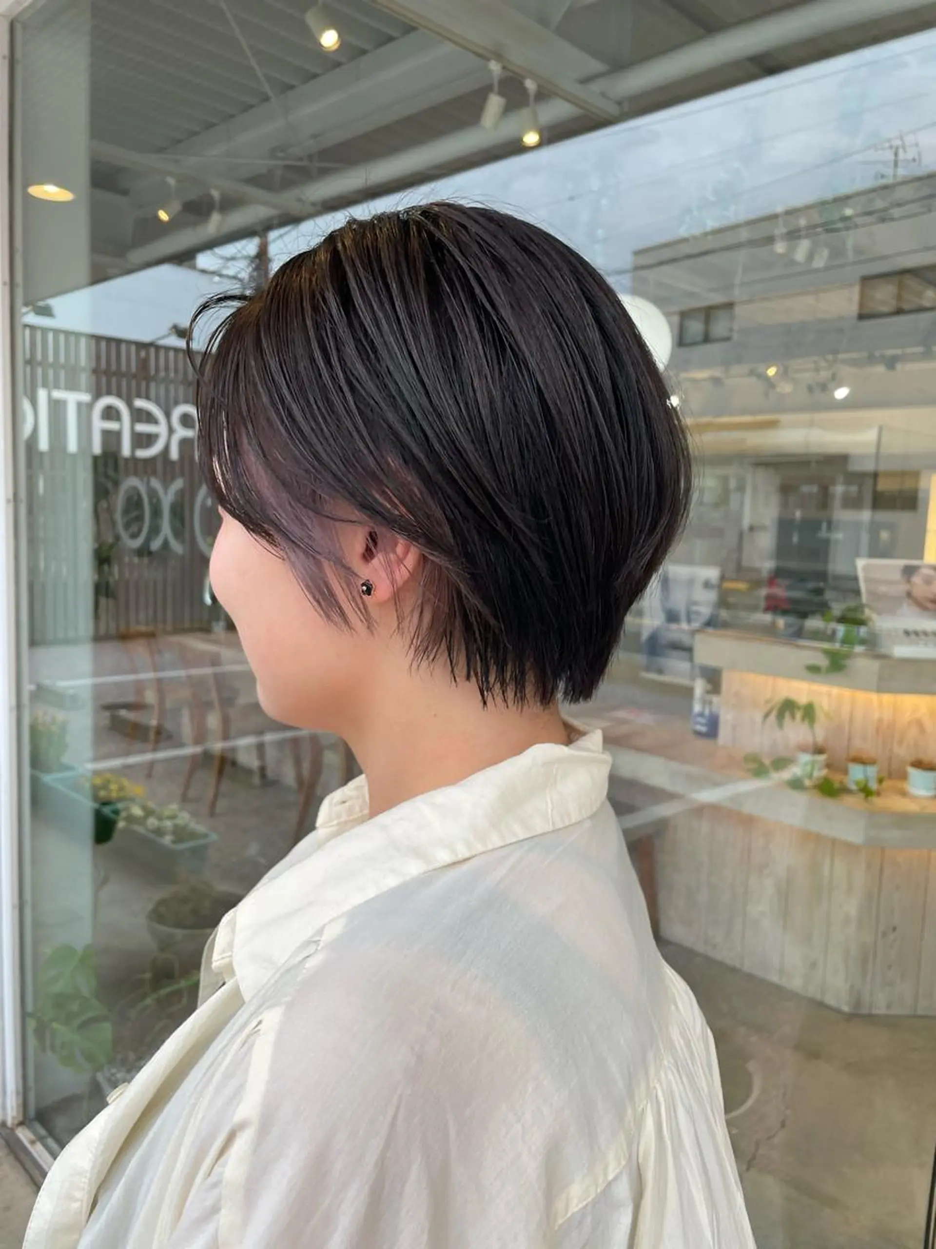 ショート カラー レイヤーカット/ マリアのヘアスタイル