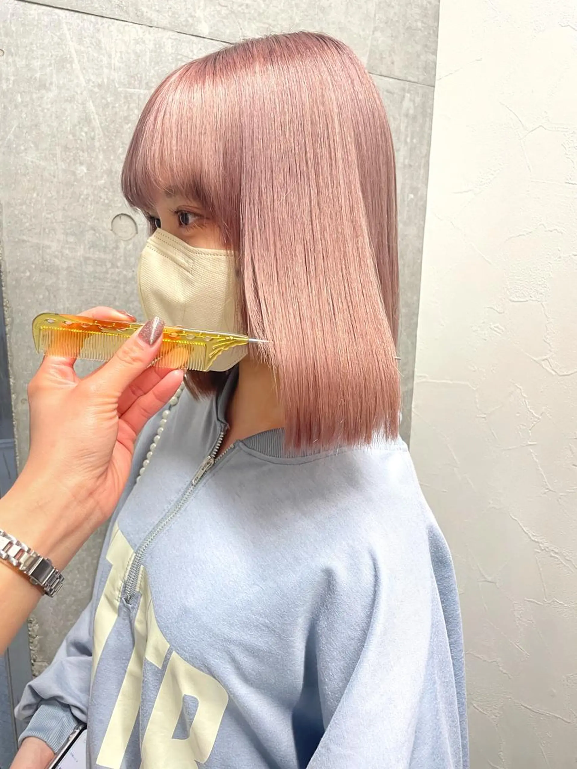 セミロング カラー ヘアアレンジ ブリーチ ケアブリーチ ダブルカラー ハイライトカラー イルミナカラー カット ヘアカラー トリートメント ヘアセット 🌷FUKA🌷 まろやかハイトーンのヘアスタイル