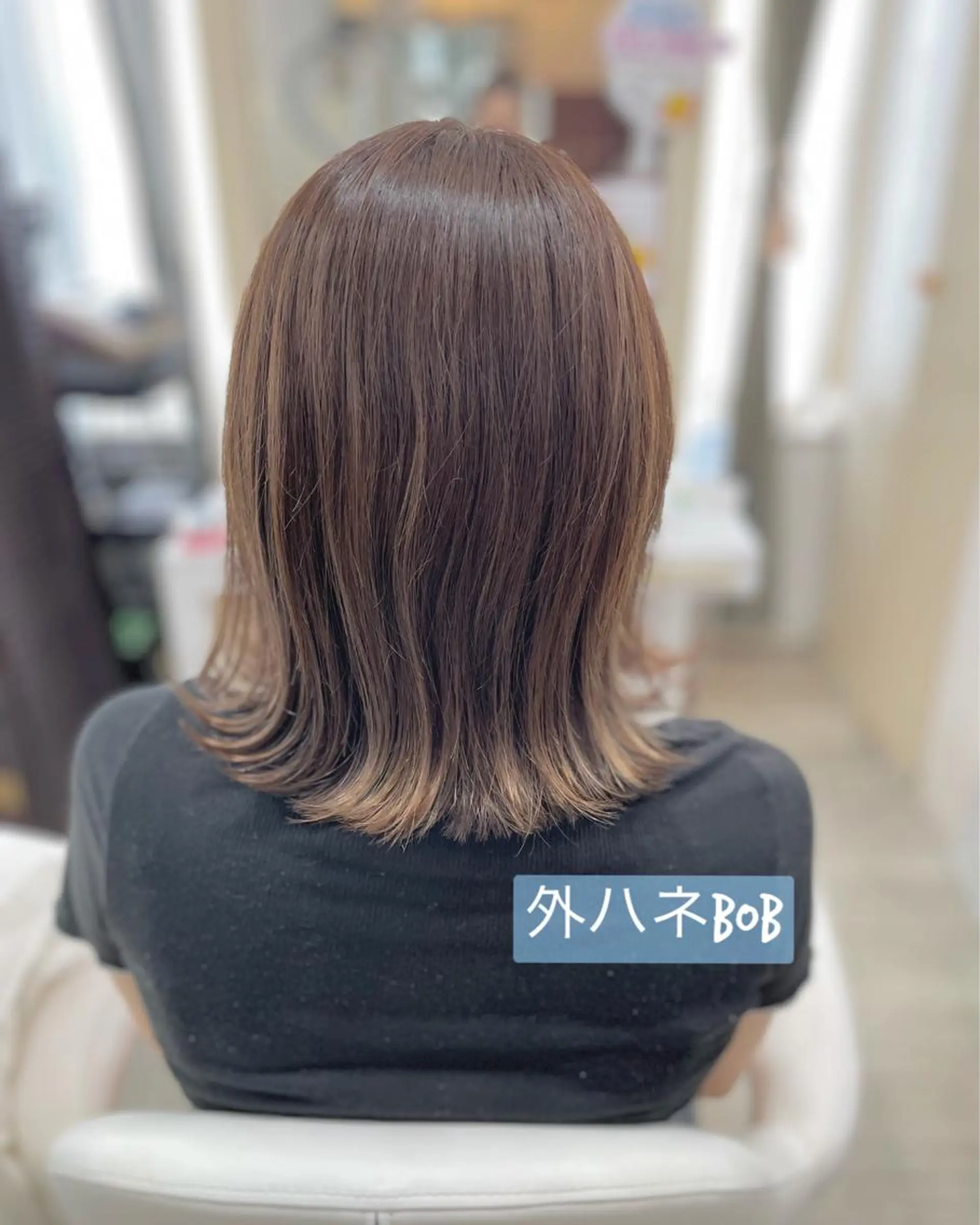 ミディアム アッシュ ボブ 外ハネヘア カット いけがみ ゆかなのヘアスタイル