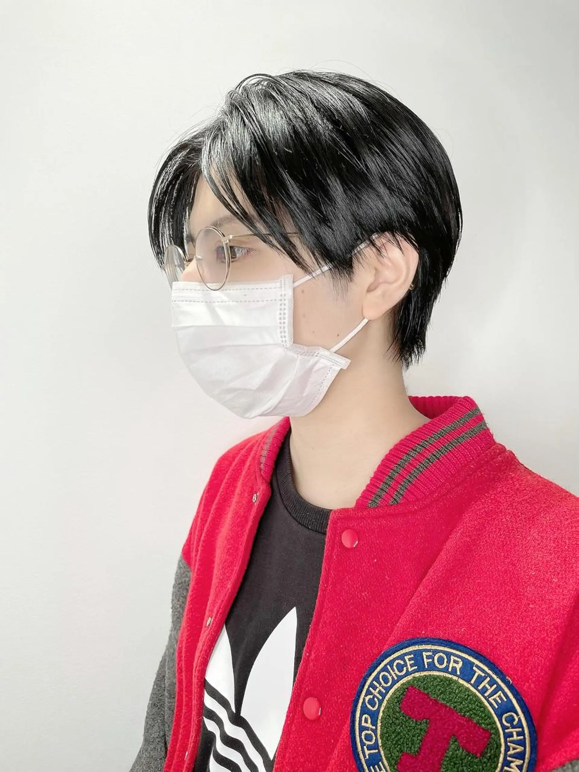 ショート シンプル+αな デザインを 松崎陸のヘアスタイル