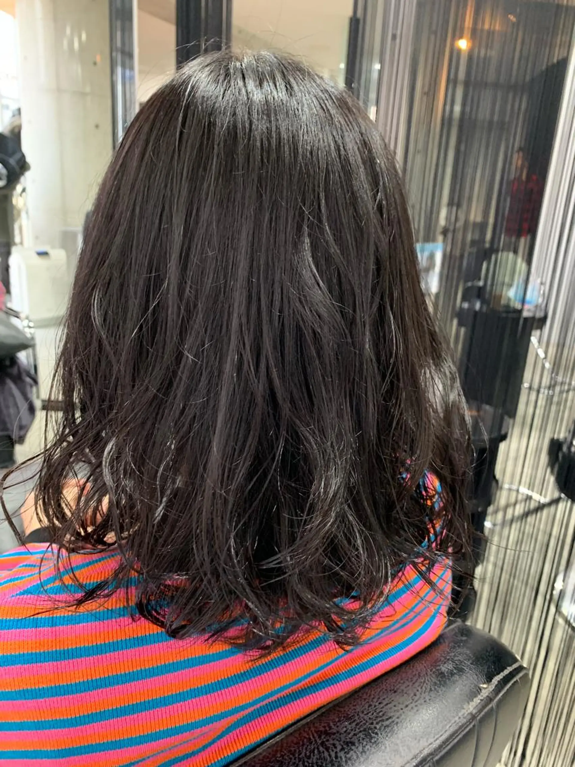 ミディアム カラー カット 小林 美央のヘアスタイル