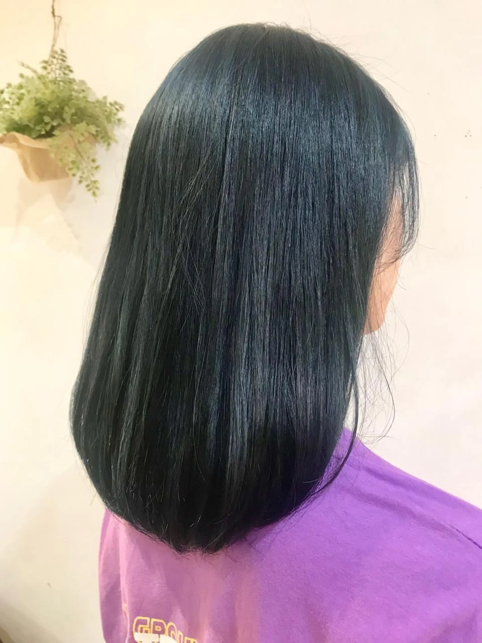 ミディアム カラー ブリーチ ブルーカラー グレージュ Neolive Cava 相模大野店所属・sola: neoliveのヘアスタイル