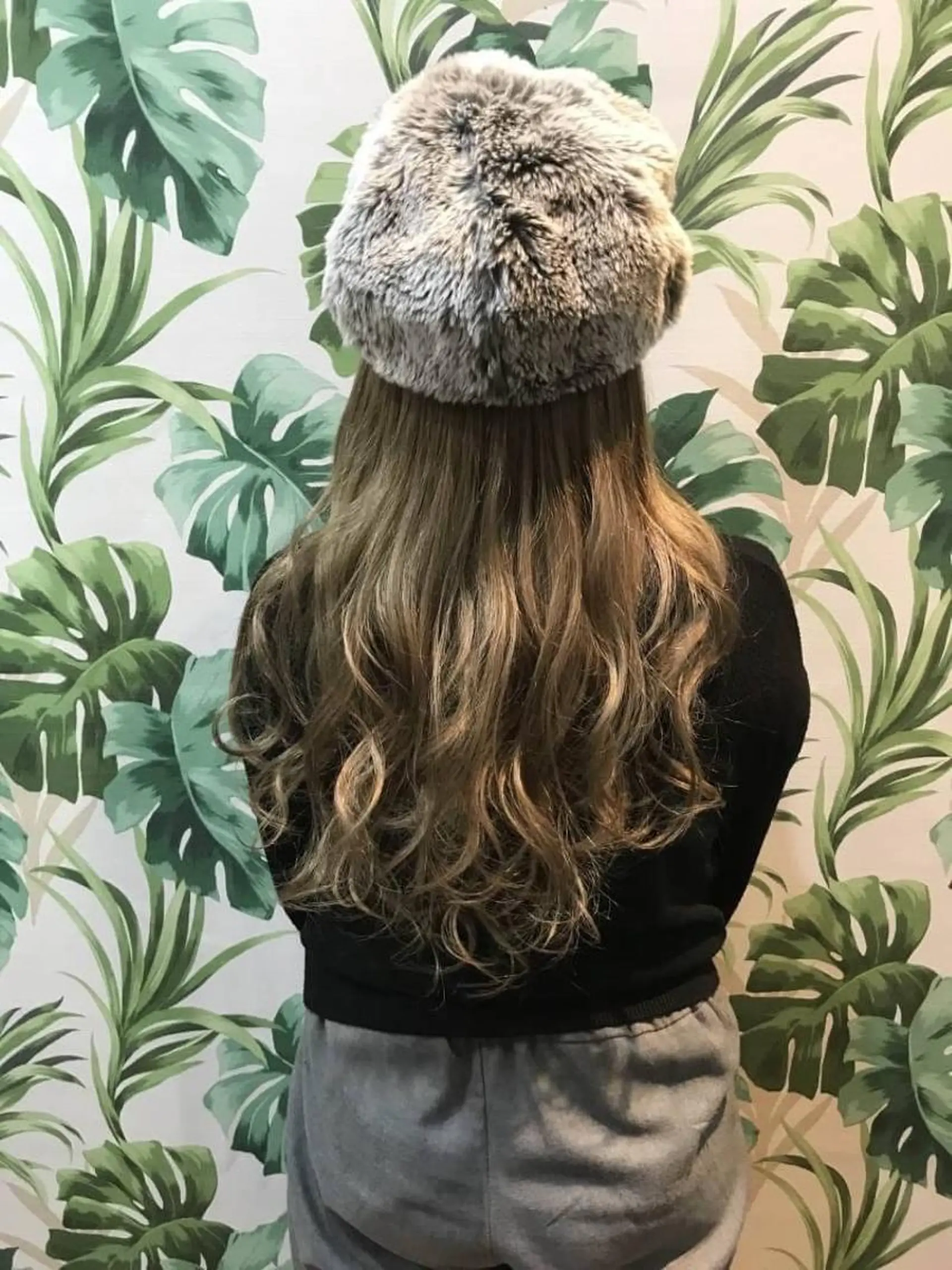 セミロング カラー パーマ ヘアアレンジ 大阪レミーエクステ チビ編み込みのヘアスタイル