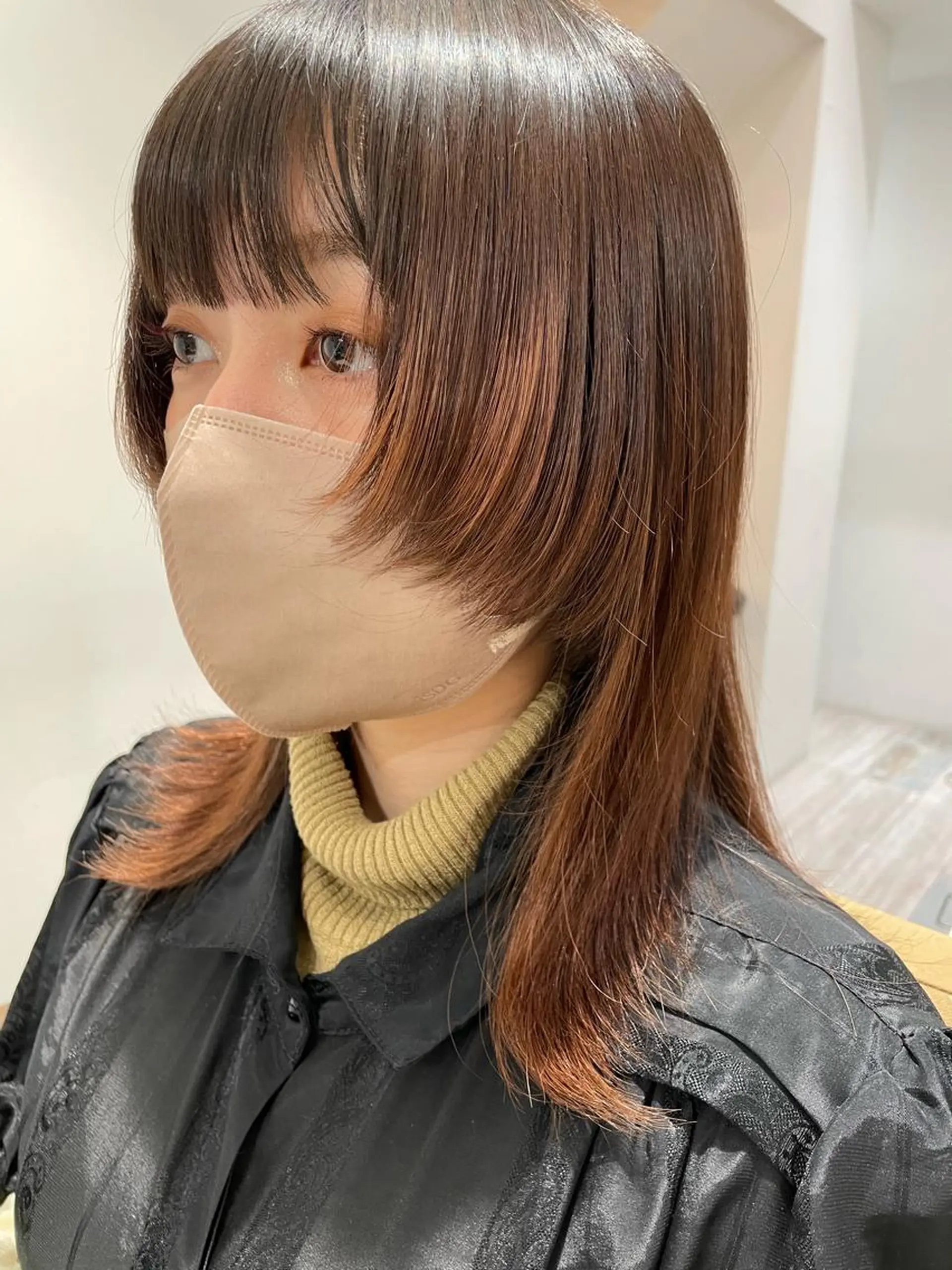 ミディアム ナカムラ イヅミのヘアスタイル