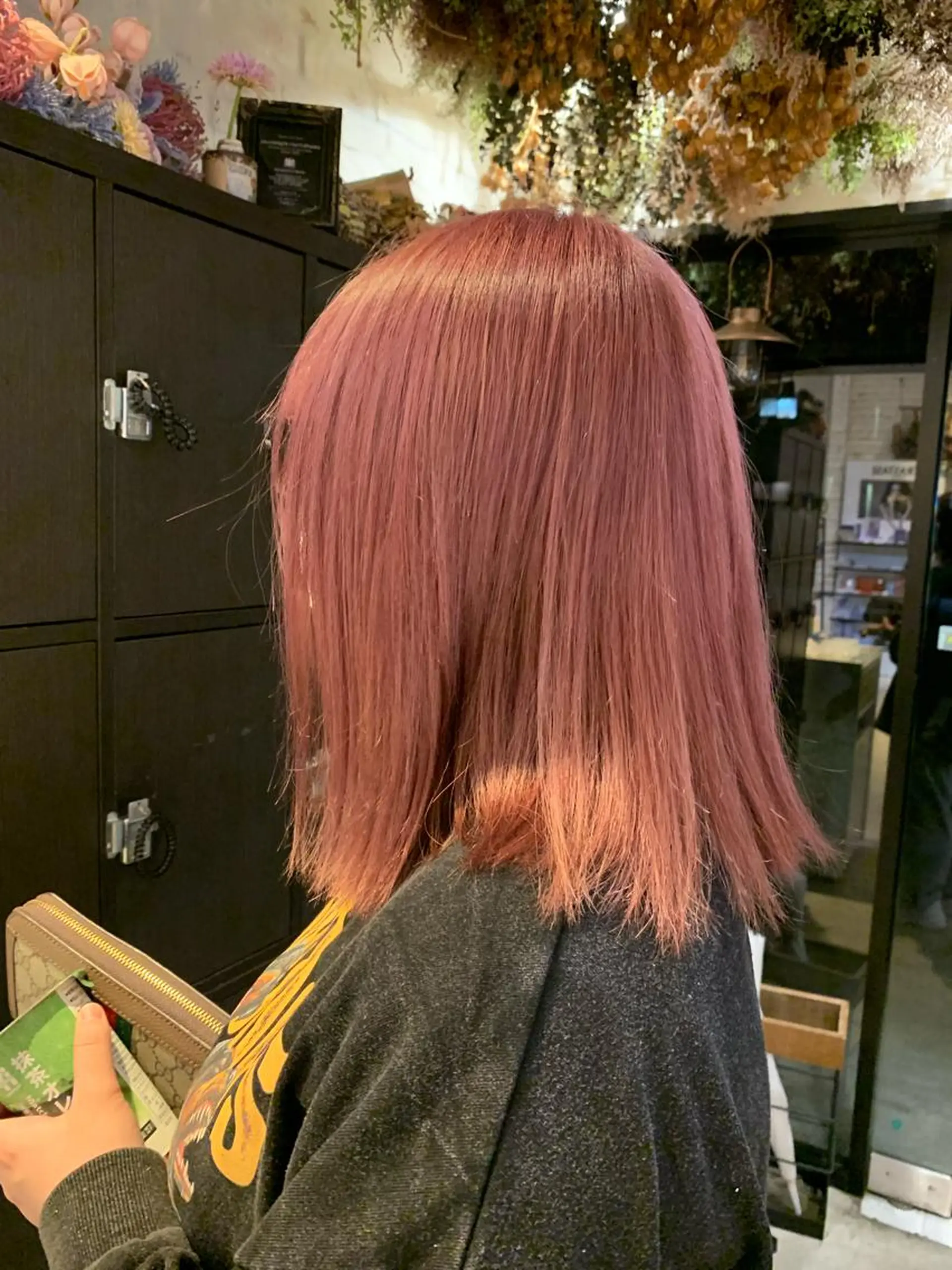 セミロング カラー ピンクカラー 池本 勇大のヘアスタイル