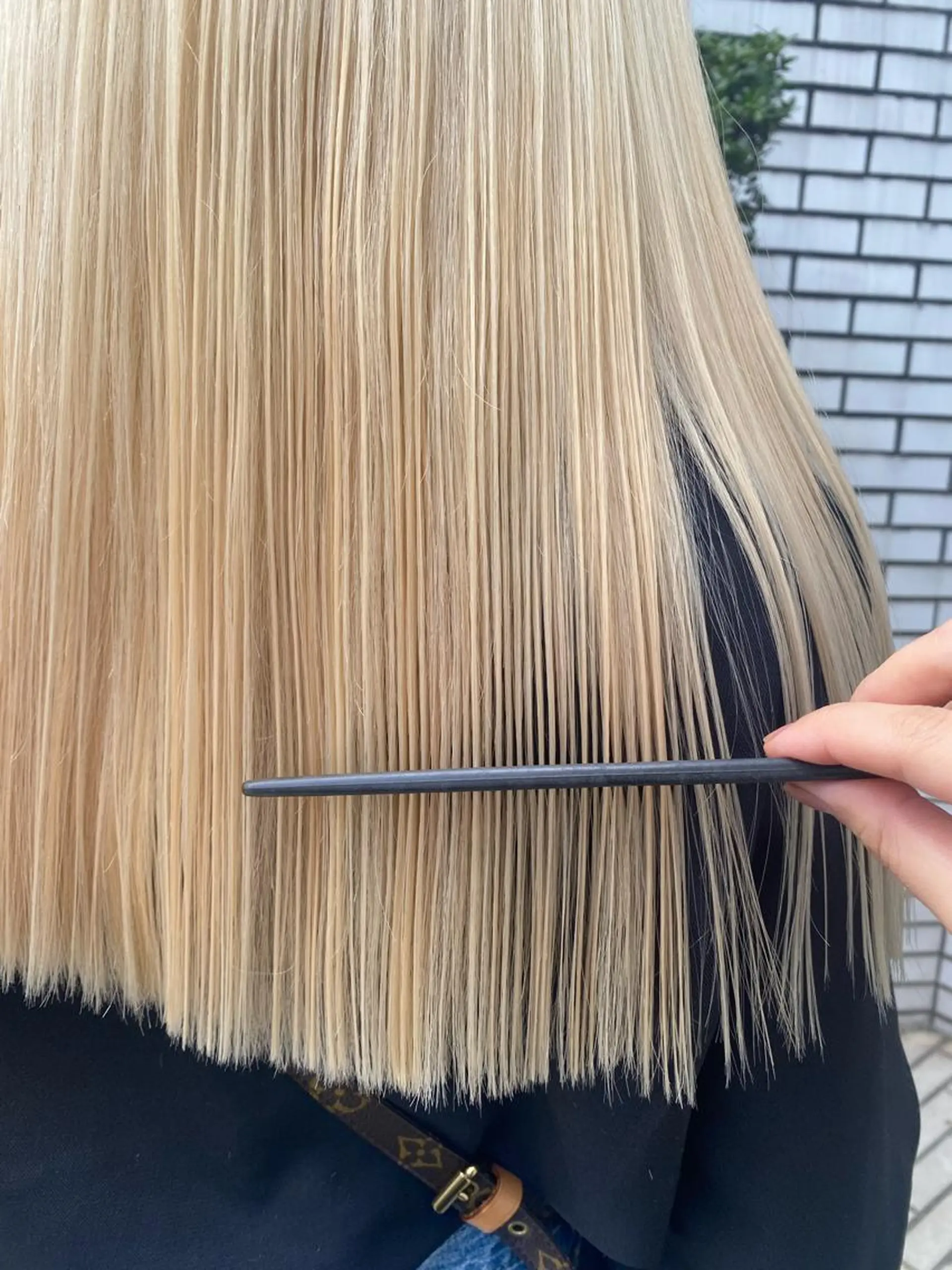 ロング ネイル hair salon dot.tokyo color所属・MANAMI 🥀ウルフカットのヘアスタイル