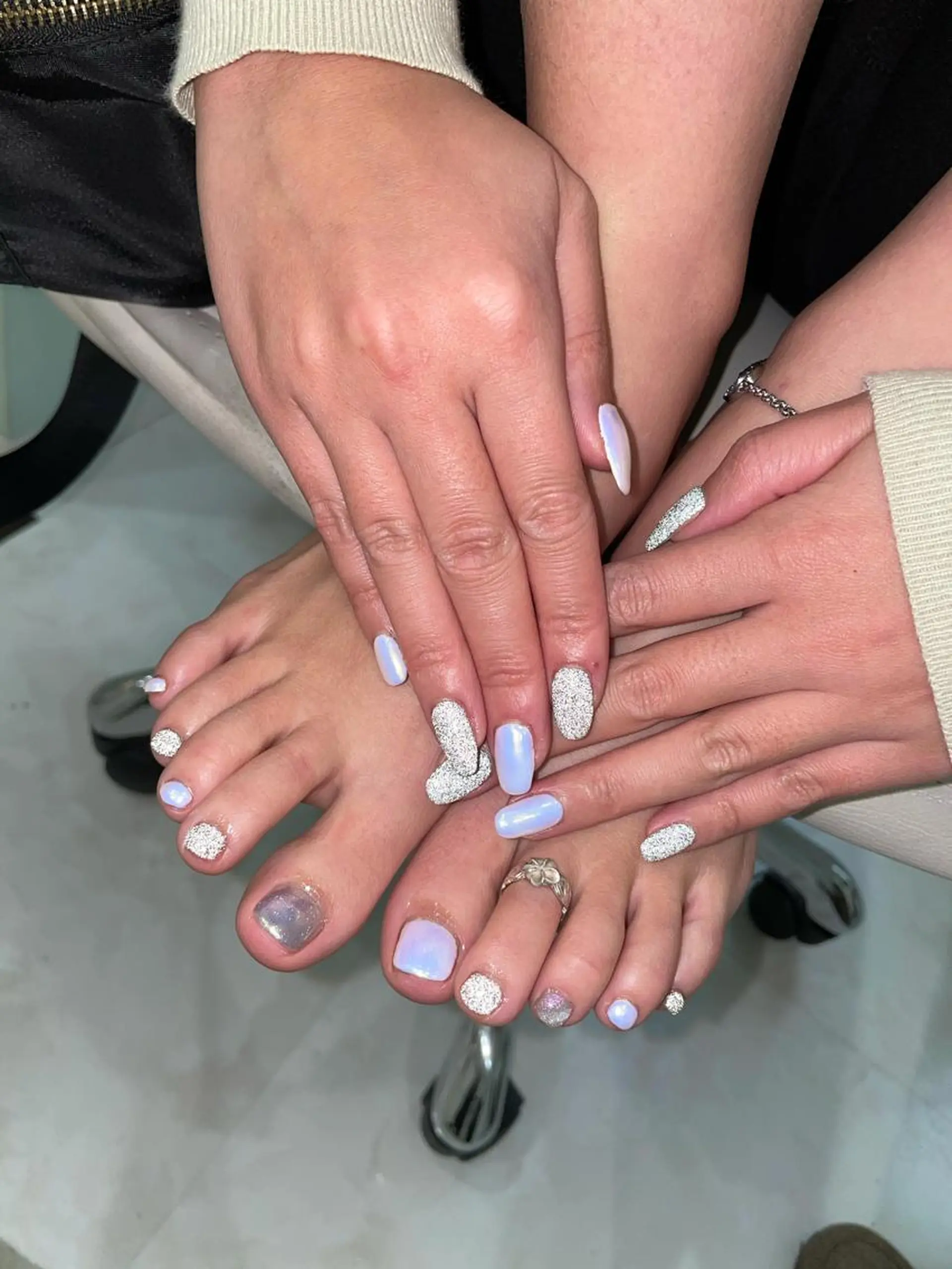 ミディアム ネイル フットネイル 《LB》ラブリエ Nail&eyeのマツエク・マツパデザイン