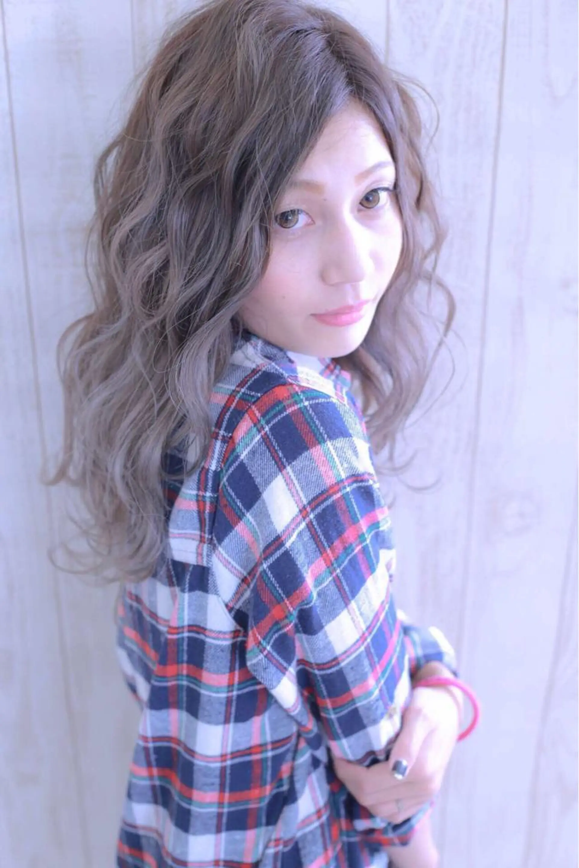 ロング 伊藤 裕貴のヘアスタイル