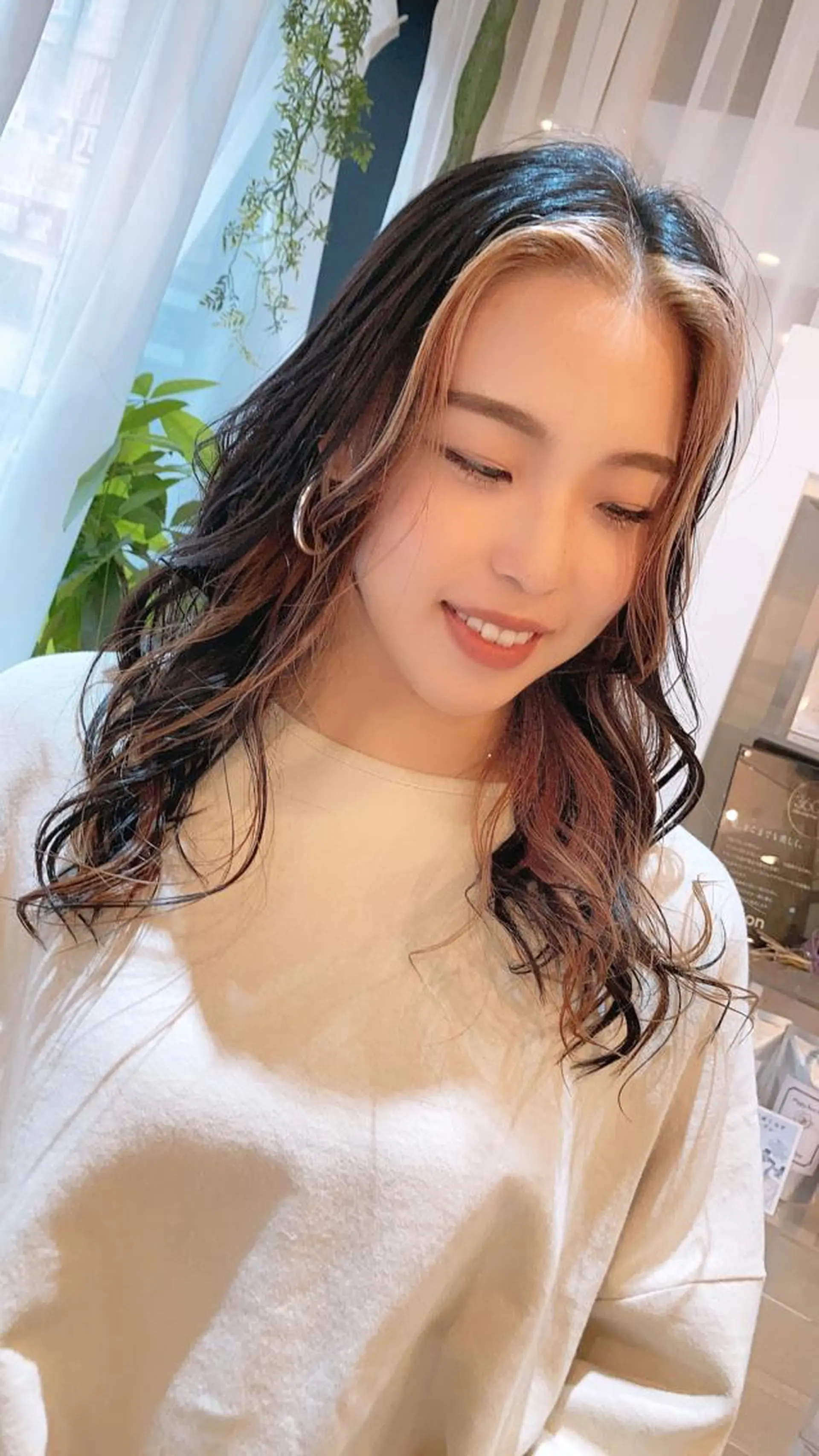 ロング ミストバング 松村 由莉香/ カラー/髪質改善のヘアスタイル