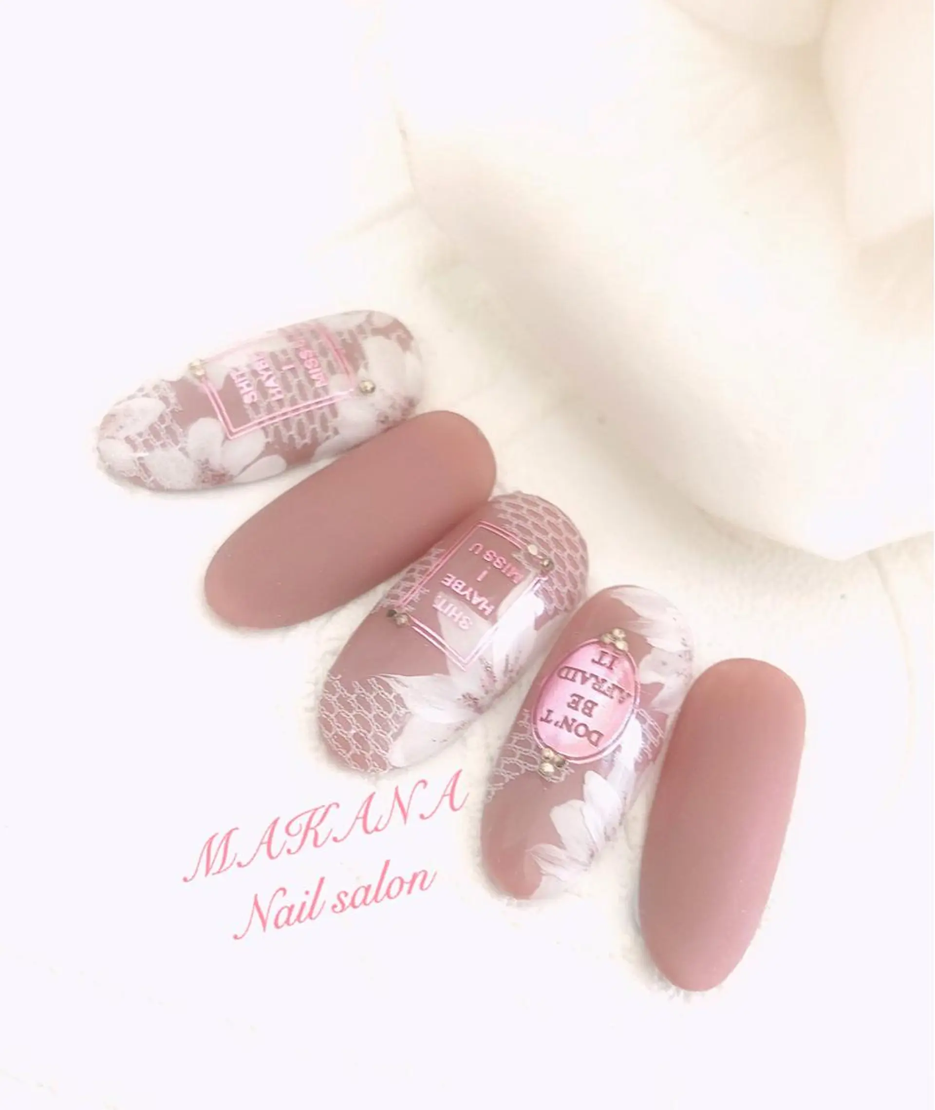 ネイル MAKANA所属・鈴木 ユニのネイルデザイン